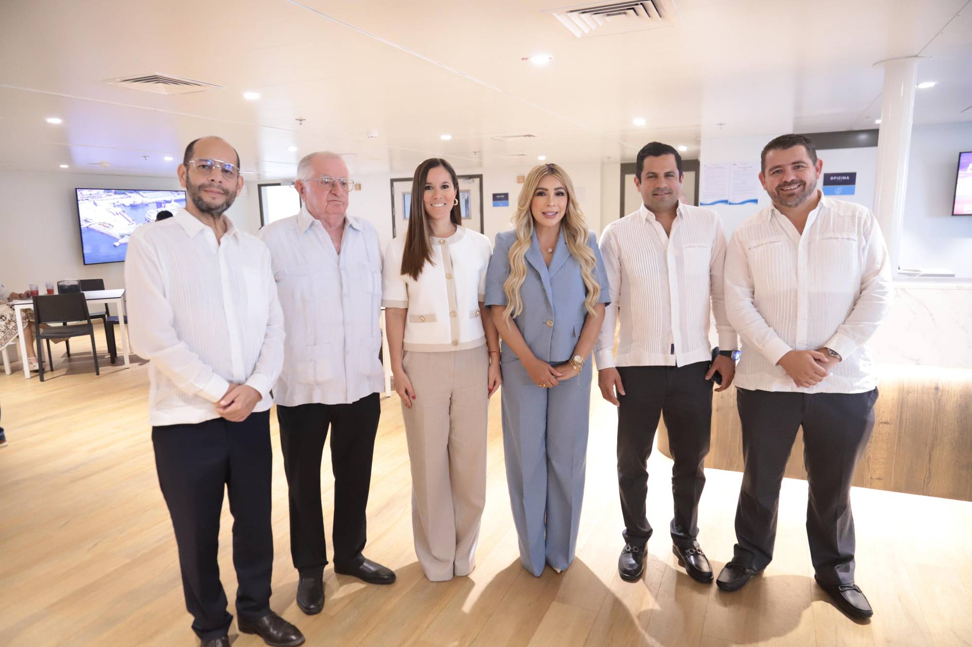 $!Rodrigo Núñez, Mariano Ruano, Mireya Sosa, Verónica Rochín, Carlos Escobar y Nino Liaño.