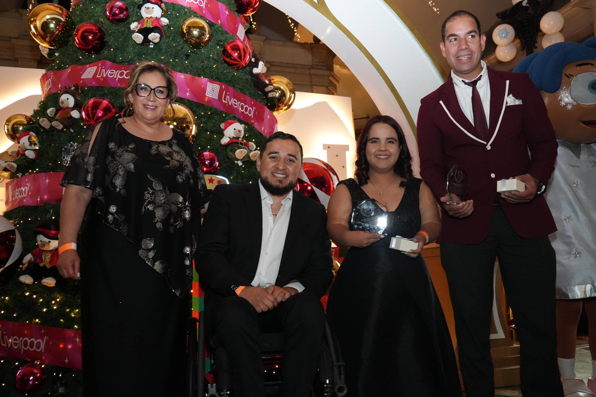 $!Sinaloenses Daniel Bátiz y Francisco Javier Galarza brillan en la Gala Copame 2025