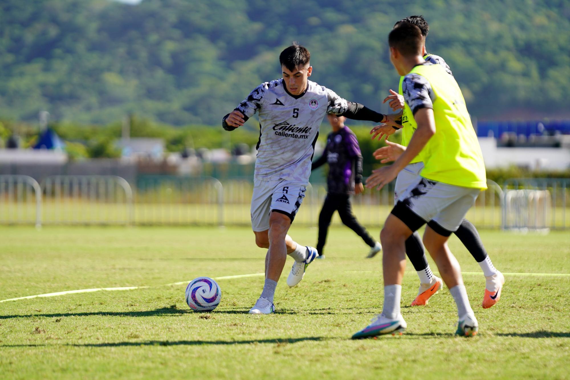 $!Mazatlán FC se mantiene en buena forma física para su encuentro de Play-In