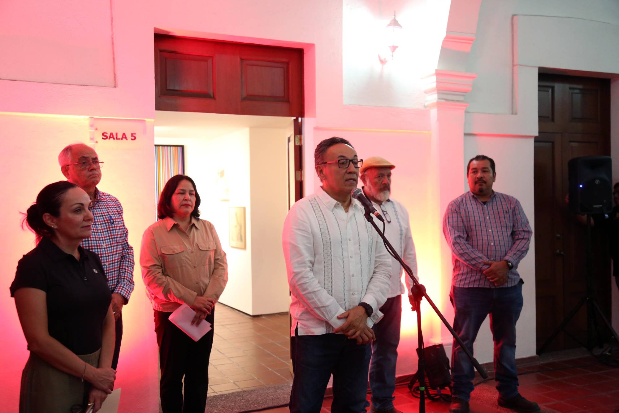 $!Avilés Ochoa comentó que el Programa Pago en Especie del Sistema de Administración Tributaria, fue instaurado en 1957 a iniciativa de pintores de la talla de David Alfaro Siqueiros.