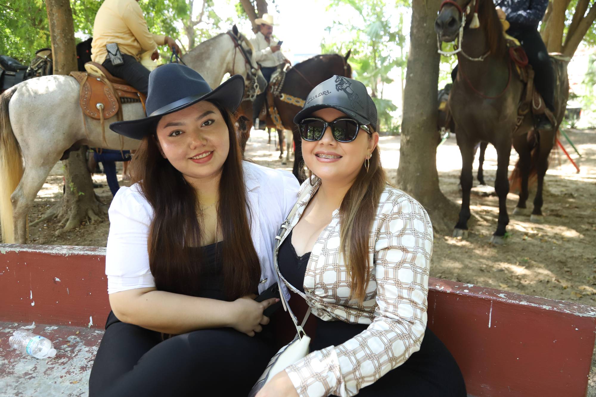 $!Elizabeth Breceda y María del Rosario García.