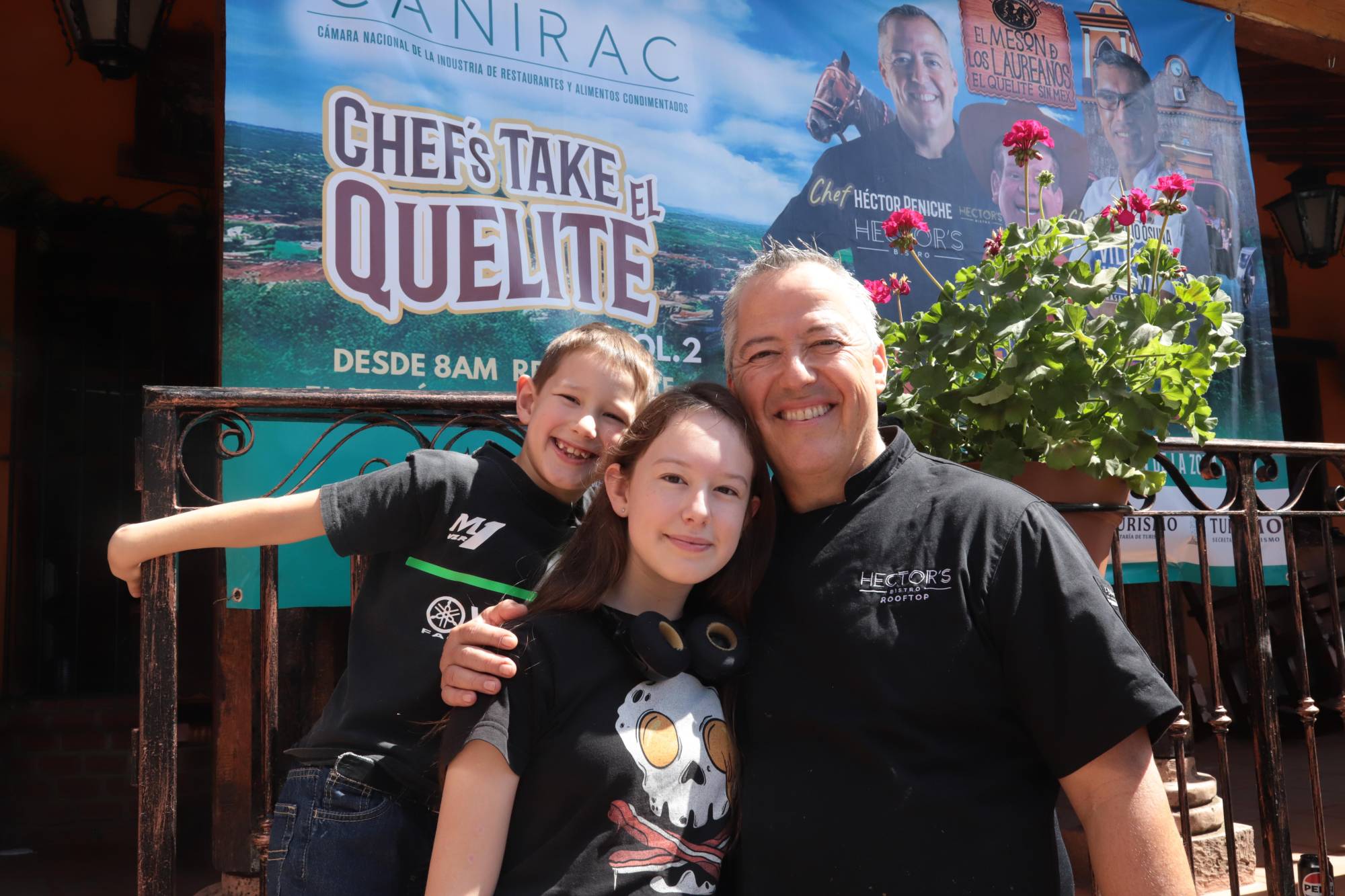 $!Roberto Carlos, Sofía y Héctor Peniche.