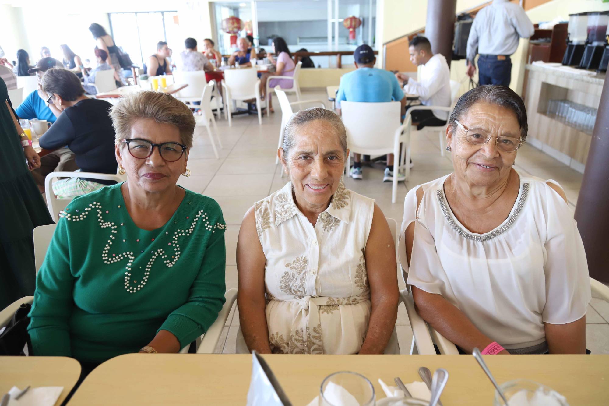 $!María Robles, Matilde Terrones y Catalina Morales.