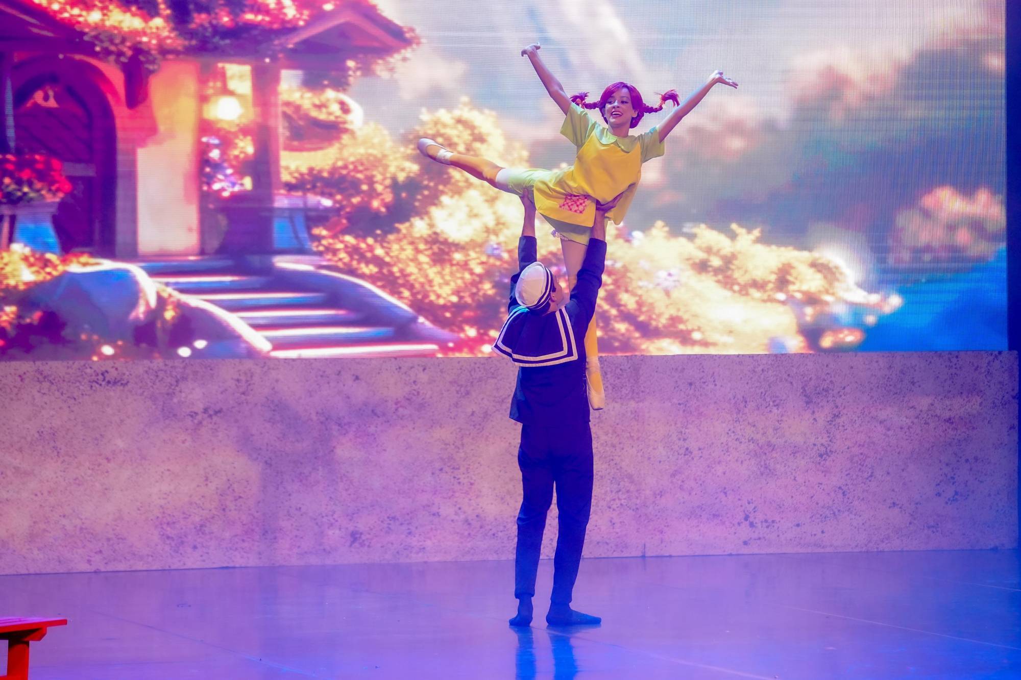 $!Pippa, una niña soñadora que enfrenta la ausencia de su madre y espera el regreso de su padre marinero.