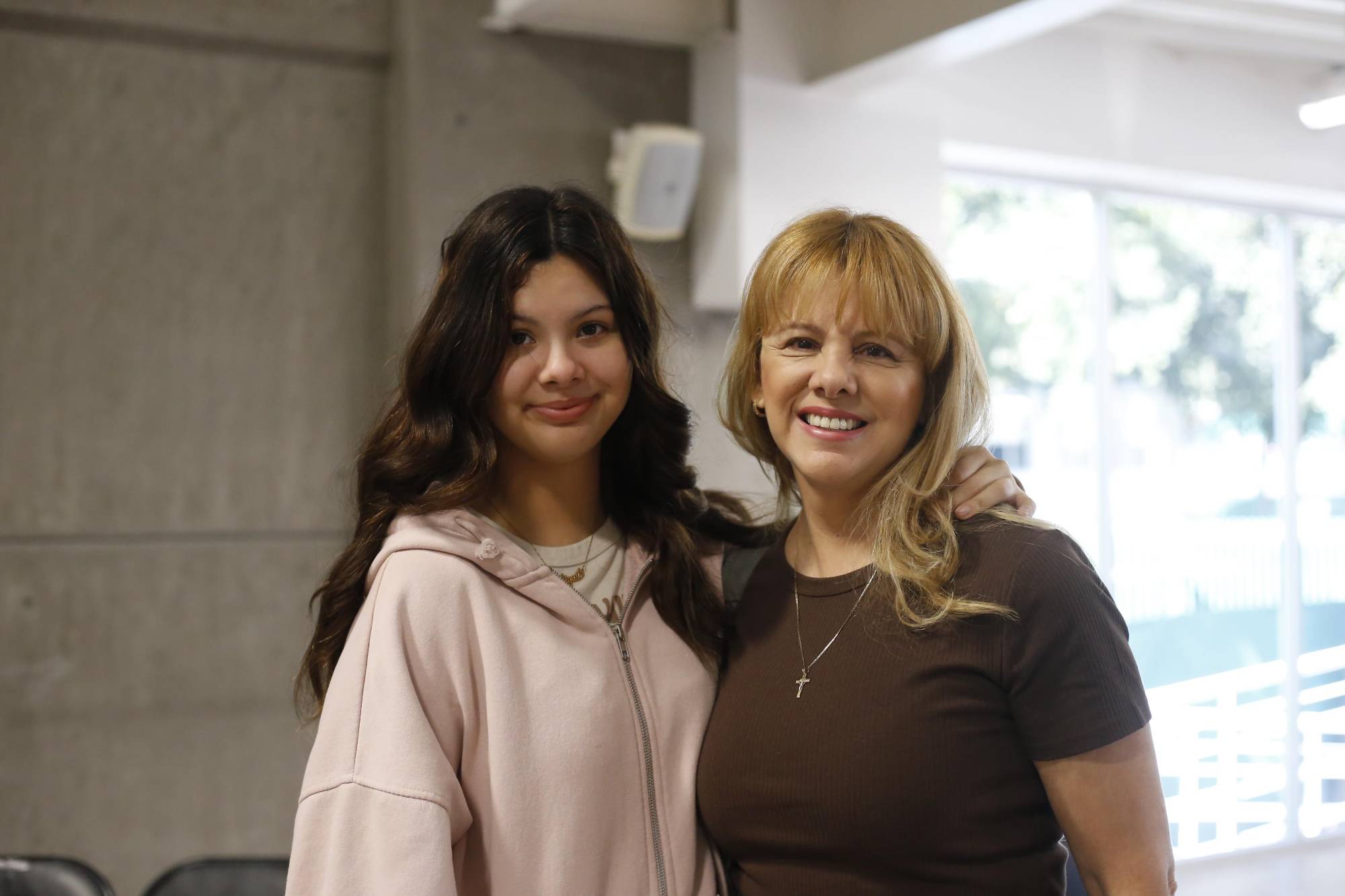 $!Abigail Flores y Magda Salazar.