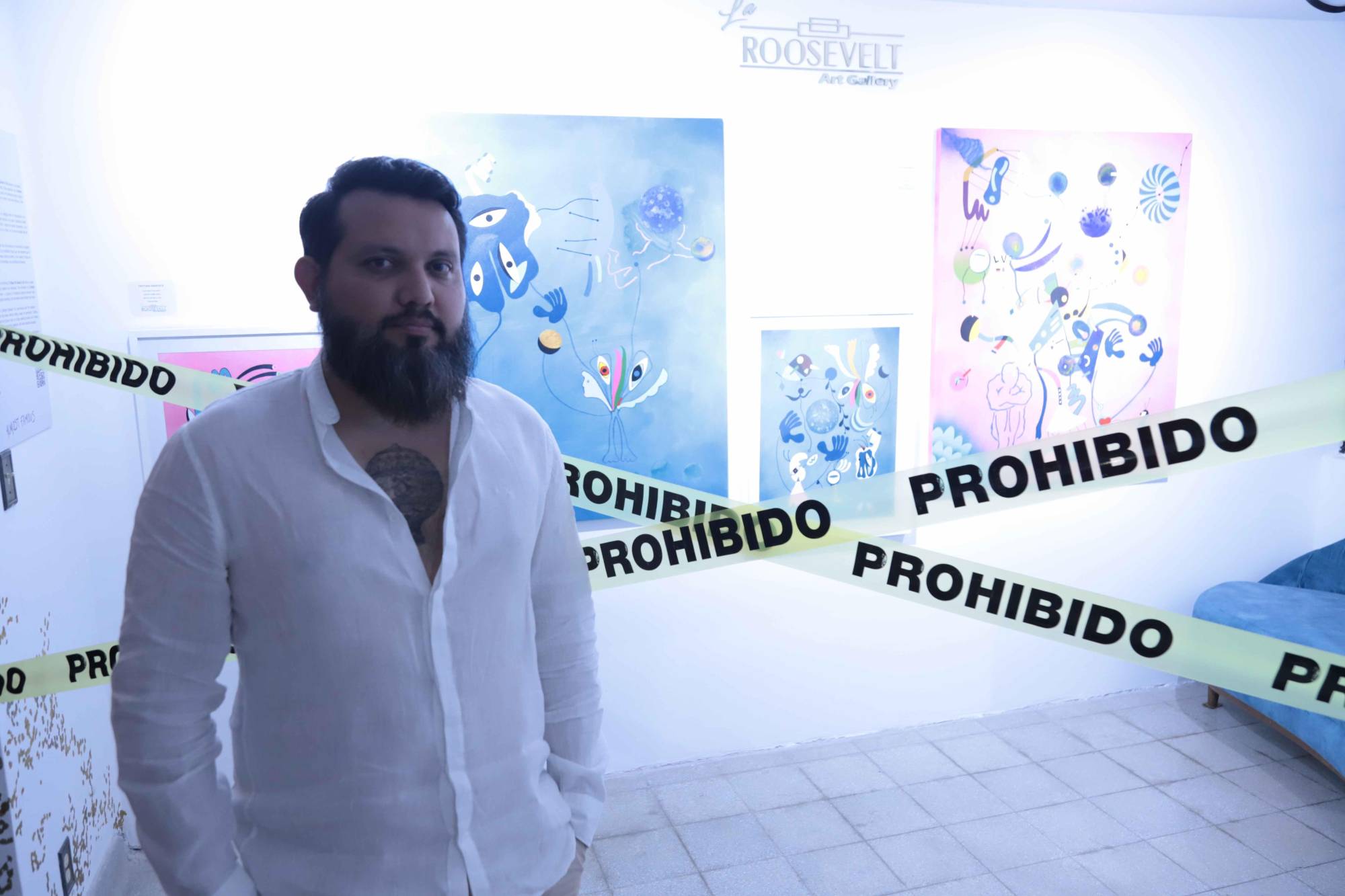 $!El artista culiacanense Cristian Armenta presentó la exposición “To make no sense is ok”, en La Roosevelt Art Gallery, en Mazatlán.