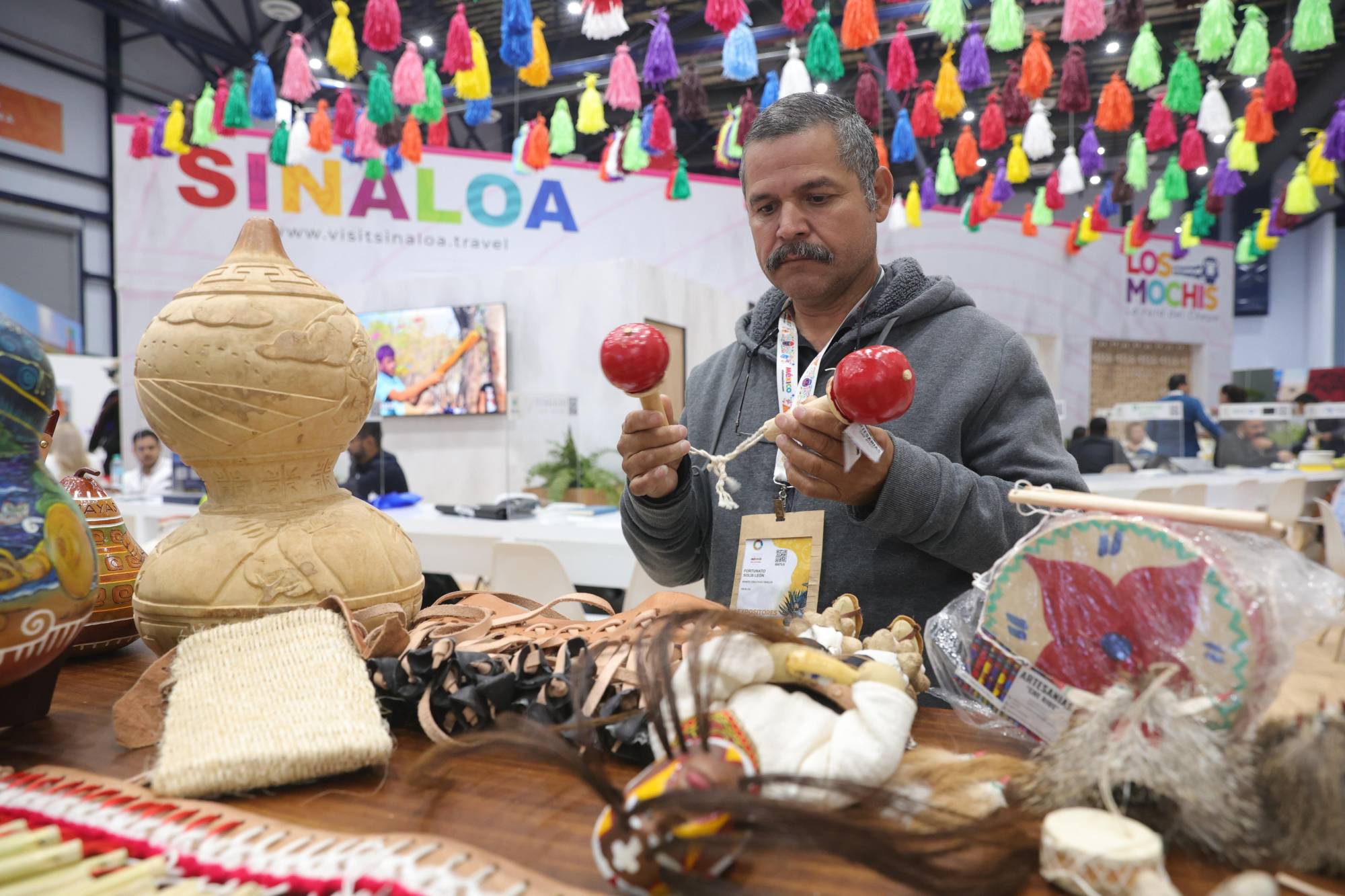 $!Exponen artesanías de Sinaloa en el marco del Tianguis Turístico México 2025