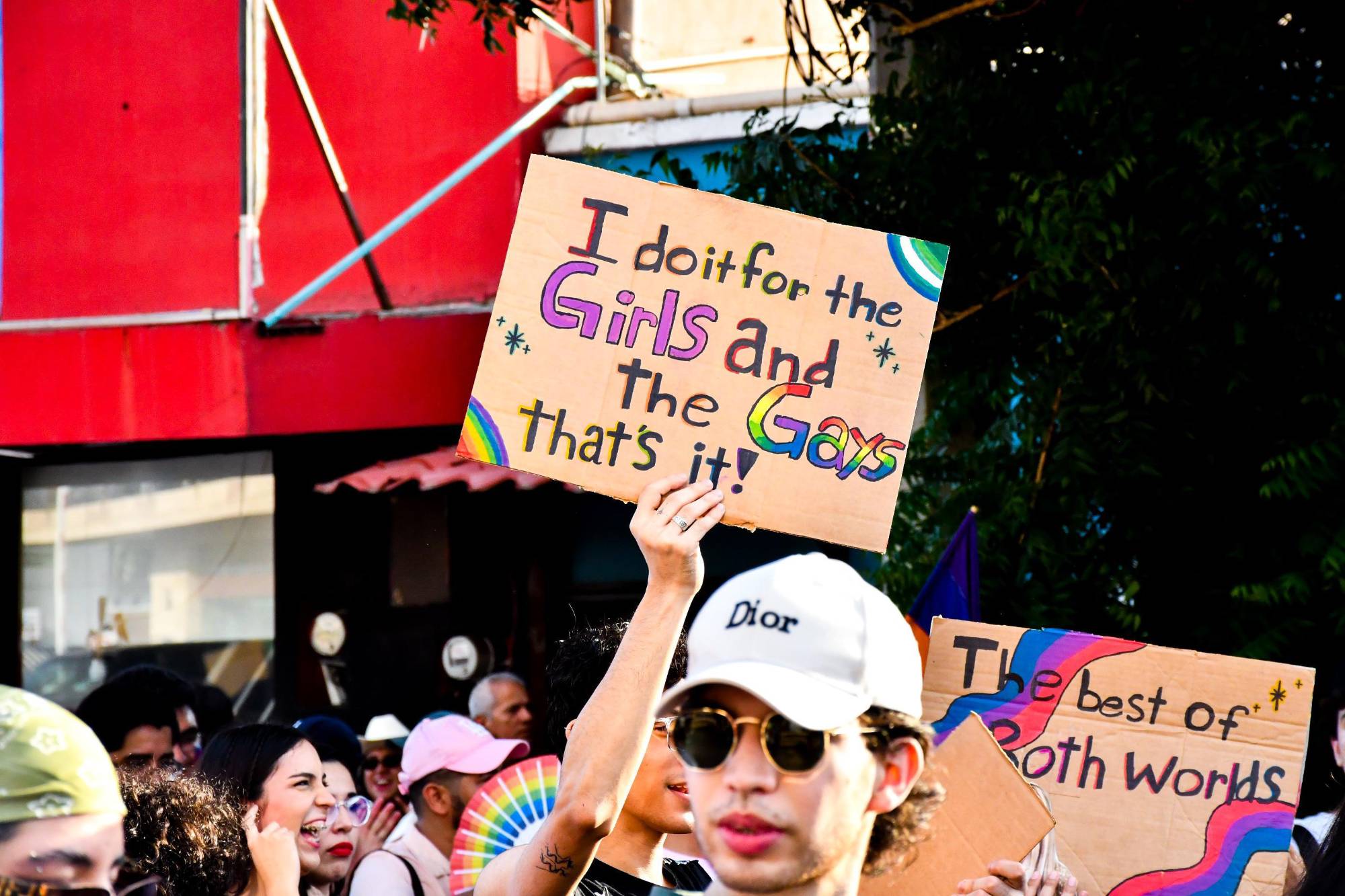 $!Lanzan llamado a la paz y a la inclusión en Marcha de la Diversidad Sexual en Culiacán