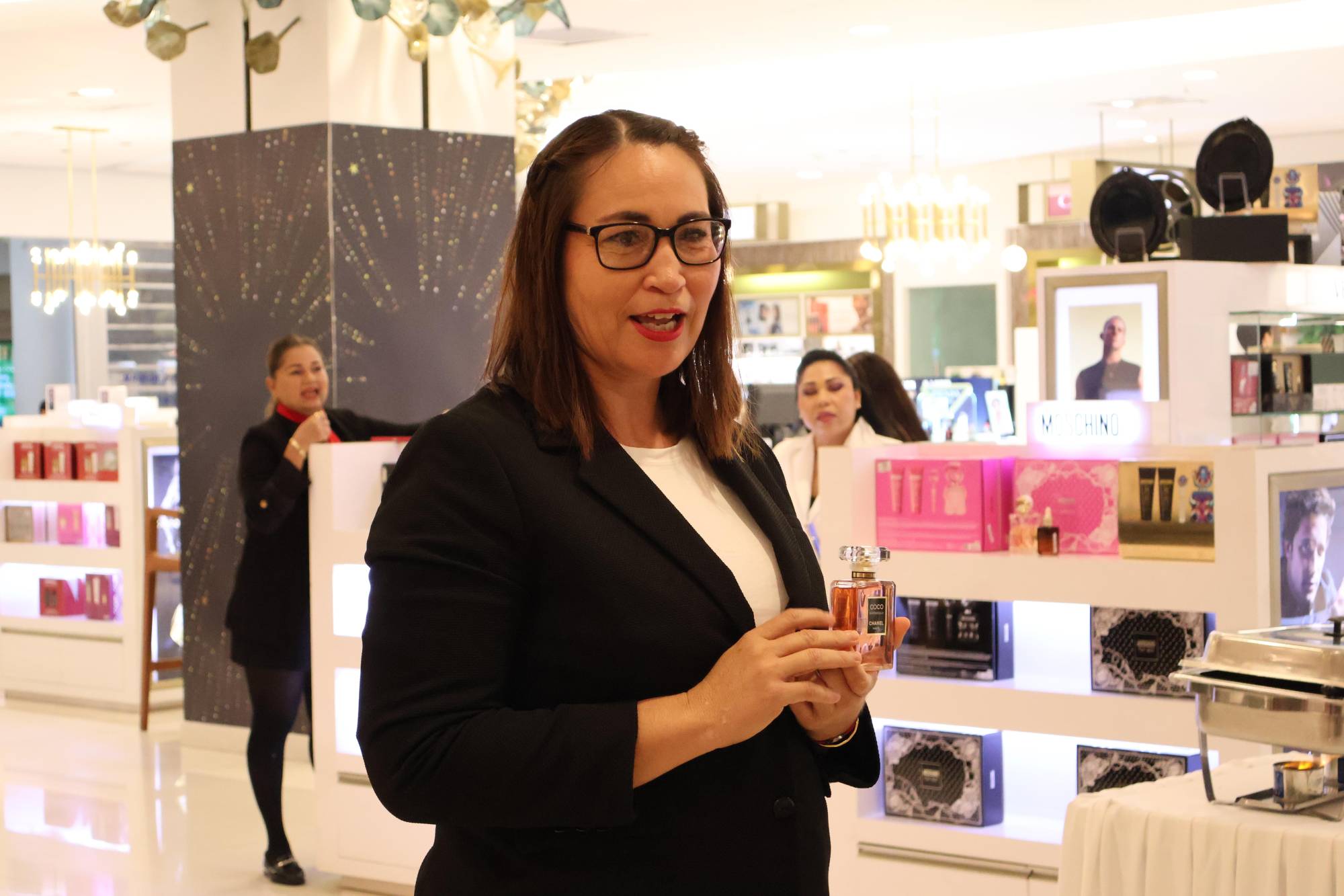 $!Cimaco consiente a sus clientes con exclusivo desayuno