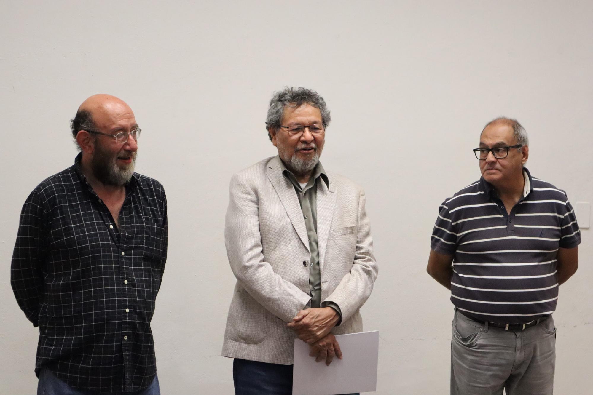 $!Élmer Mendoza dio la bienvenida a la cátedra.