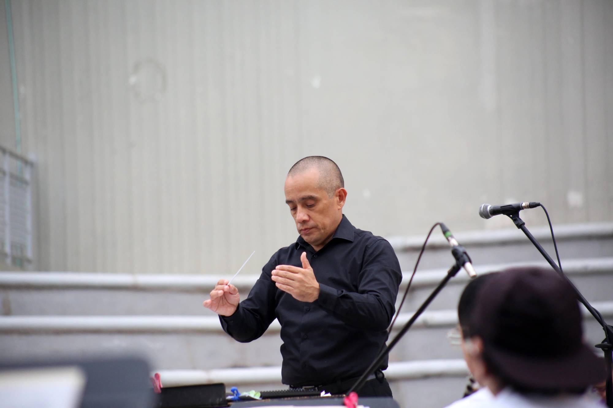 $!El maestro Diego Rojas es el director de la Banda Sinfónica Juvenil del Estado.