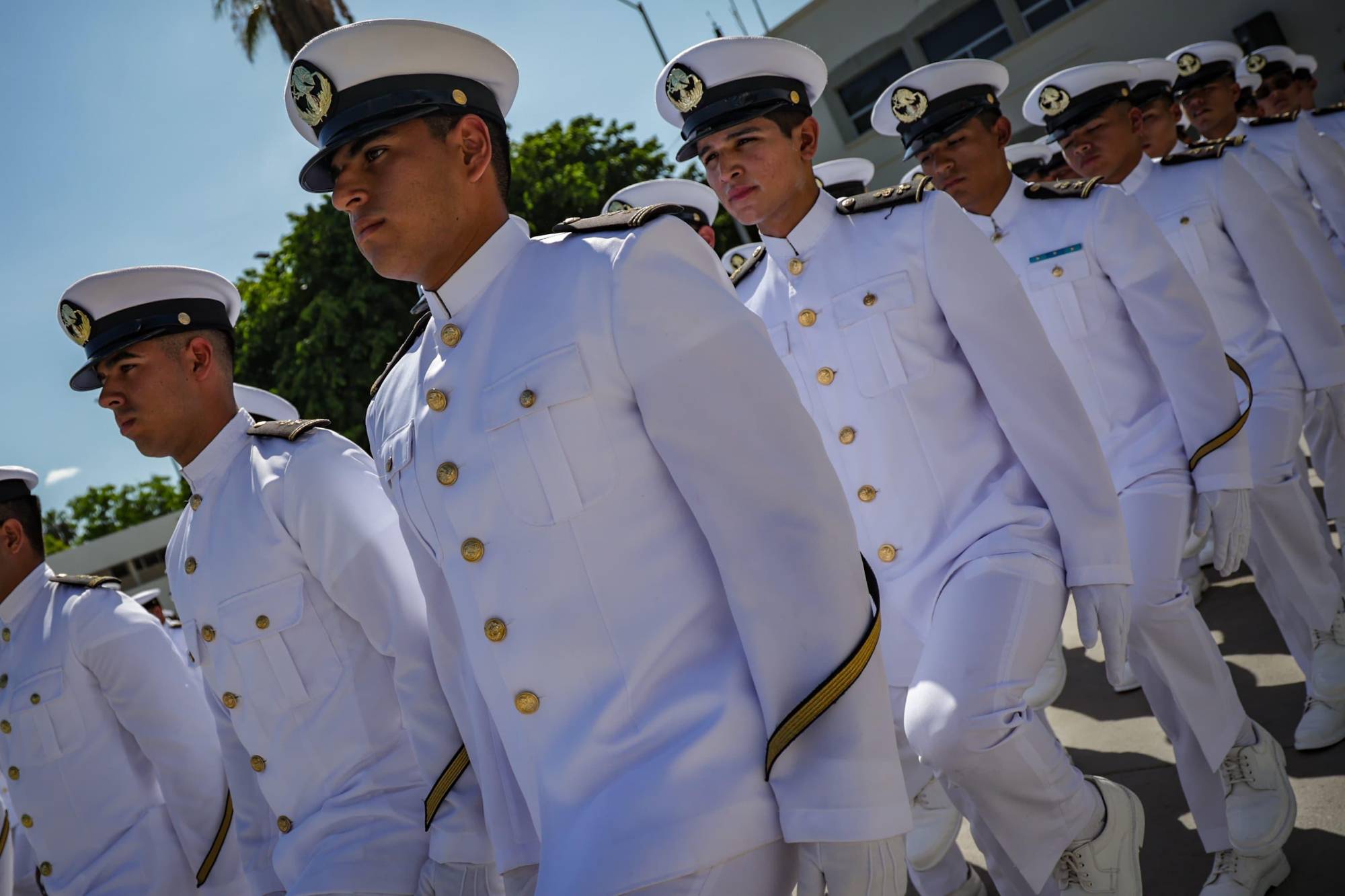 $!Egresan con honores 80 nuevos oficiales de la Escuela Náutica Mercante de Mazatlán