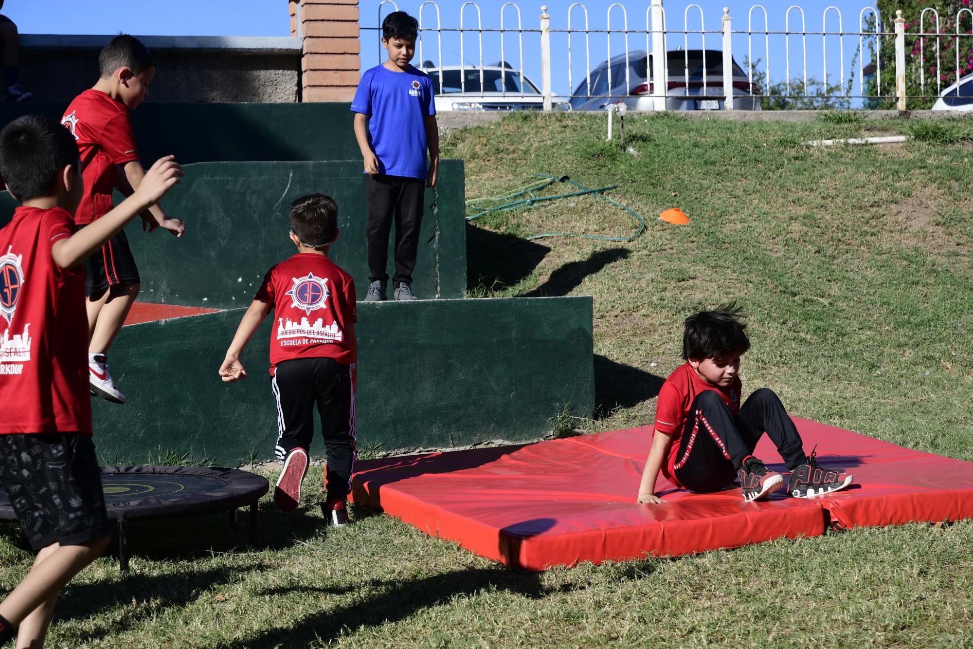 $!Lucen habilidades en Torneo de Parkour We Love Jump-Imdec 2023