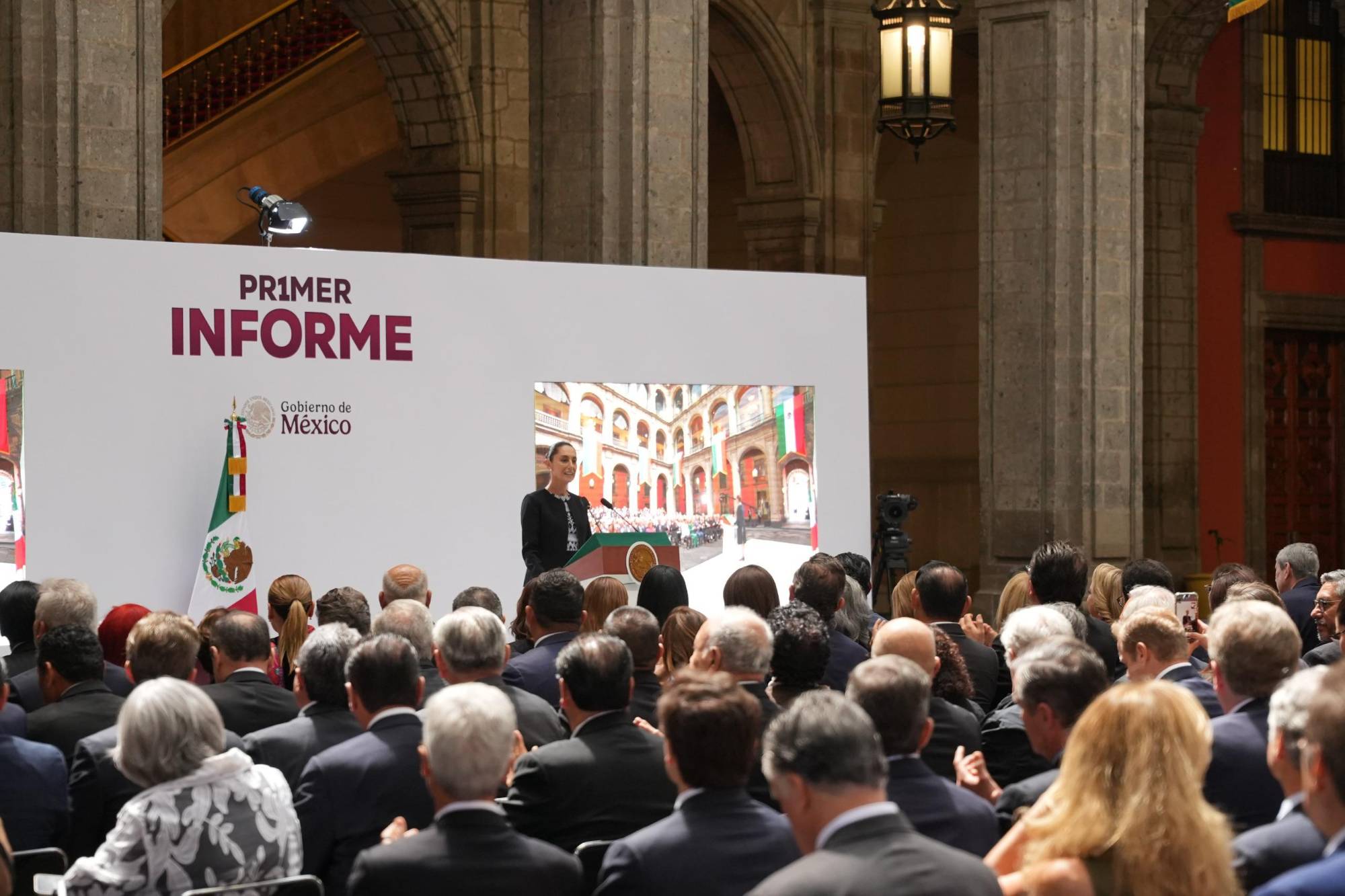 $!‘Vamos bien y vamos a ir mejor’, dice Sheinbaum en su Primer Informe de Gobierno