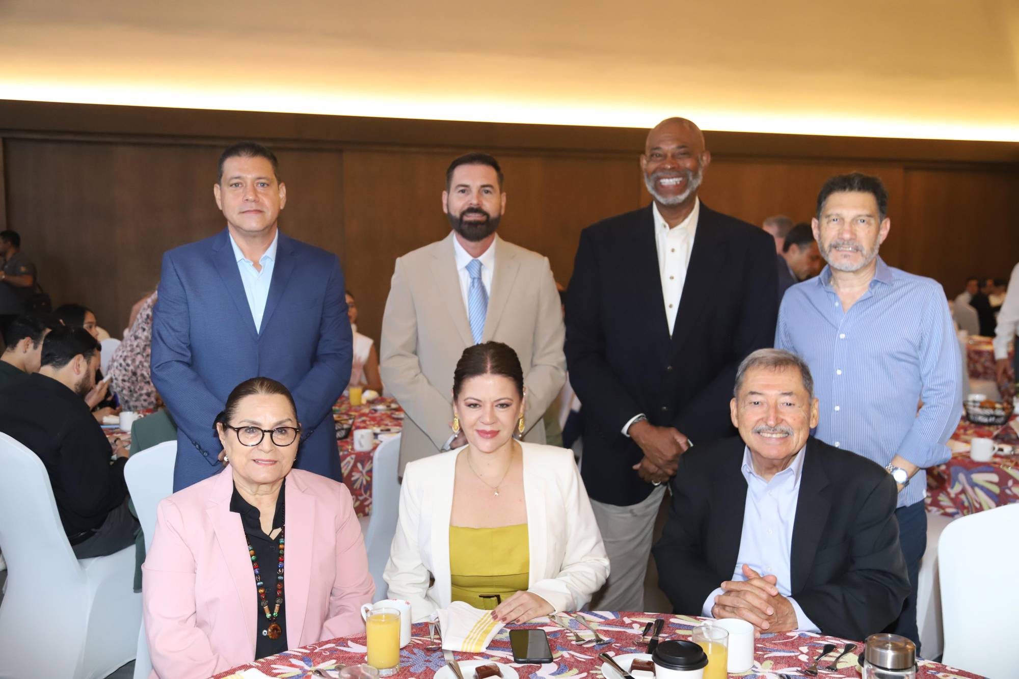 $!Canacintra Mazatlán celebra 80 años de impulso industrial con desayuno conmemorativo