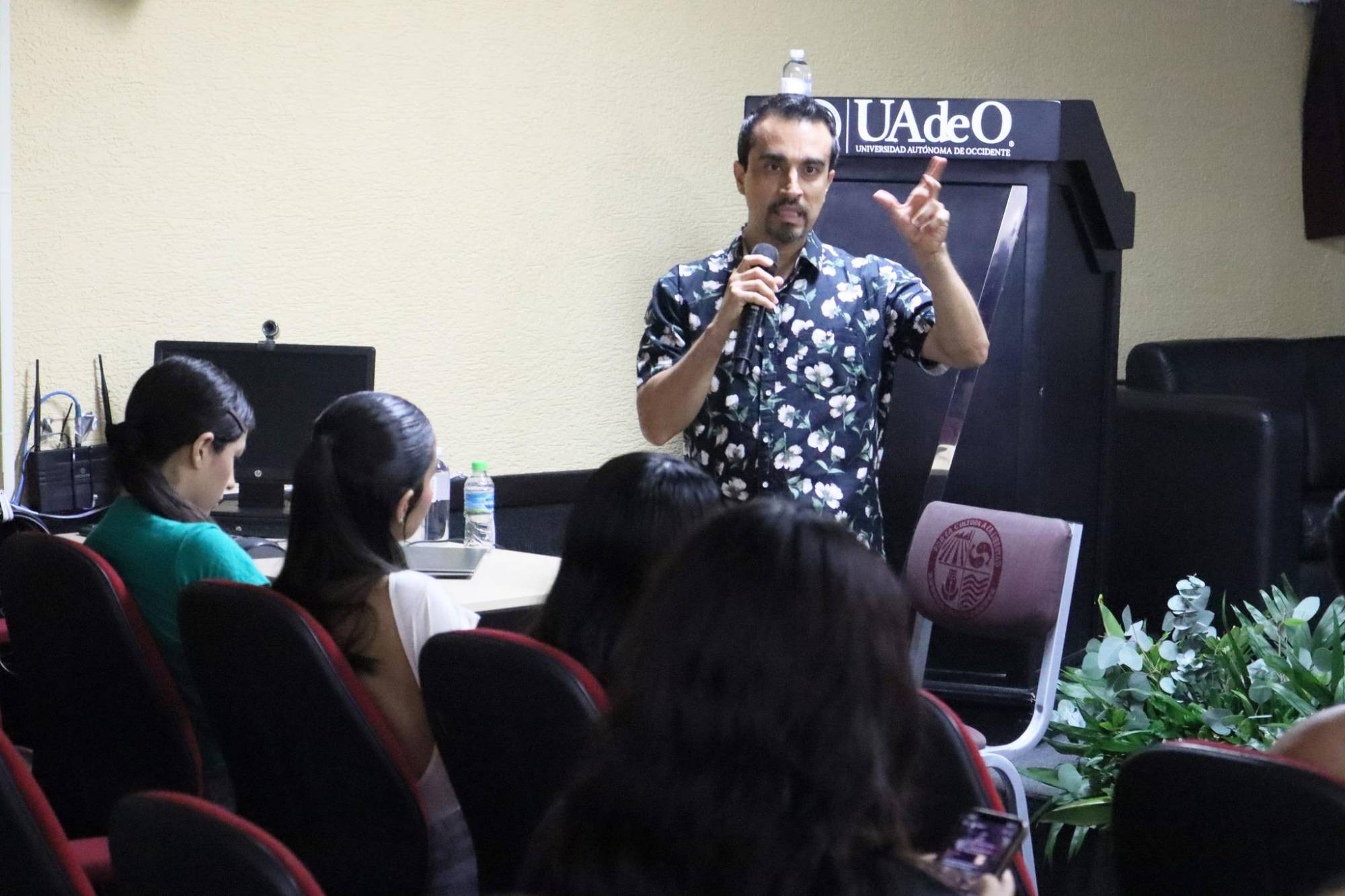 $!Fernando Alarriba presentó su documental ‘El Clavadista’.