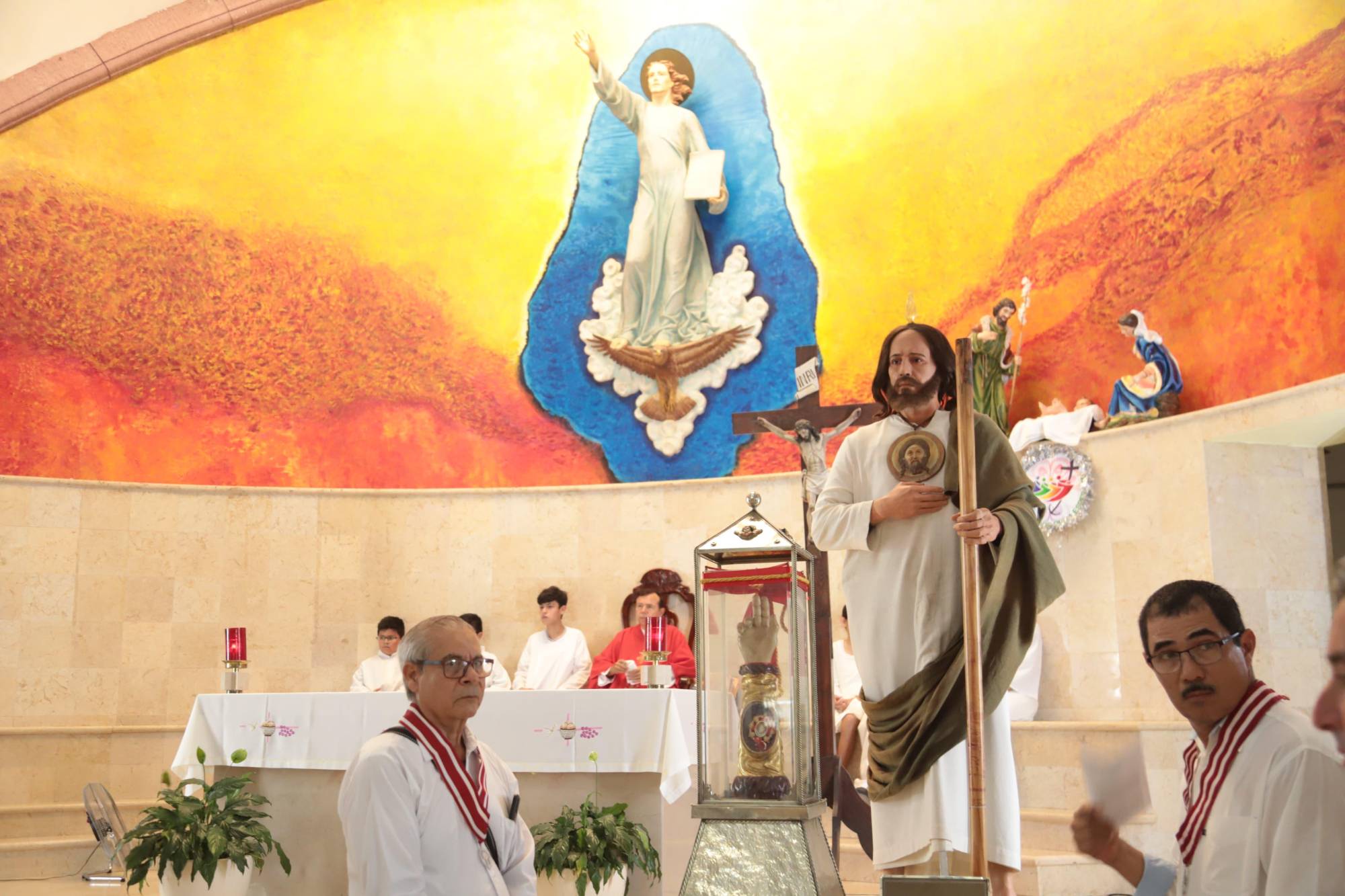 $!Piden a la reliquia de San Judas Tadeo por la paz en Mazatlán