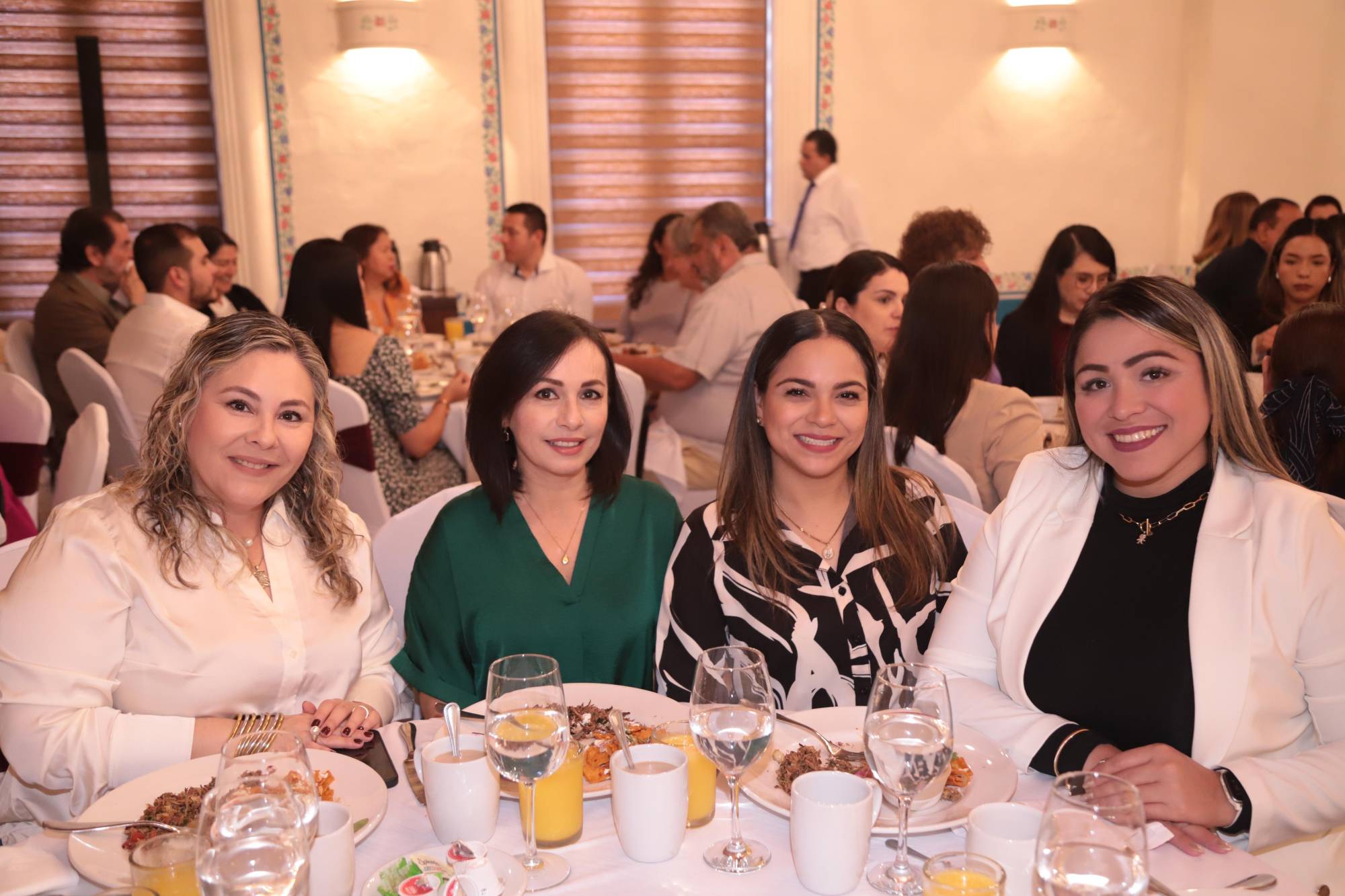$!Bricia Alcaraz, Elvia Lizárraga, Dulce Álvarez y Brizia Sarabia.
