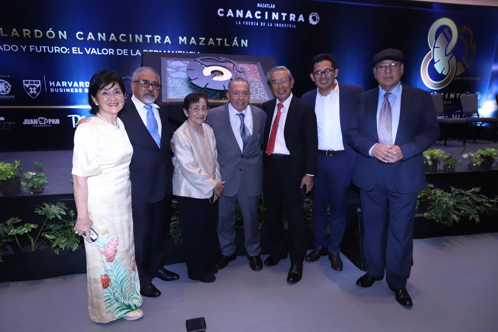 $!María Teresa Kasuga, Juan Manuel Kuroda, Esperanza Kazuga, Leovi Carranza, Tsutomo Yoshii, Juan Antonio Kuroda y Gilberto Ceceña.