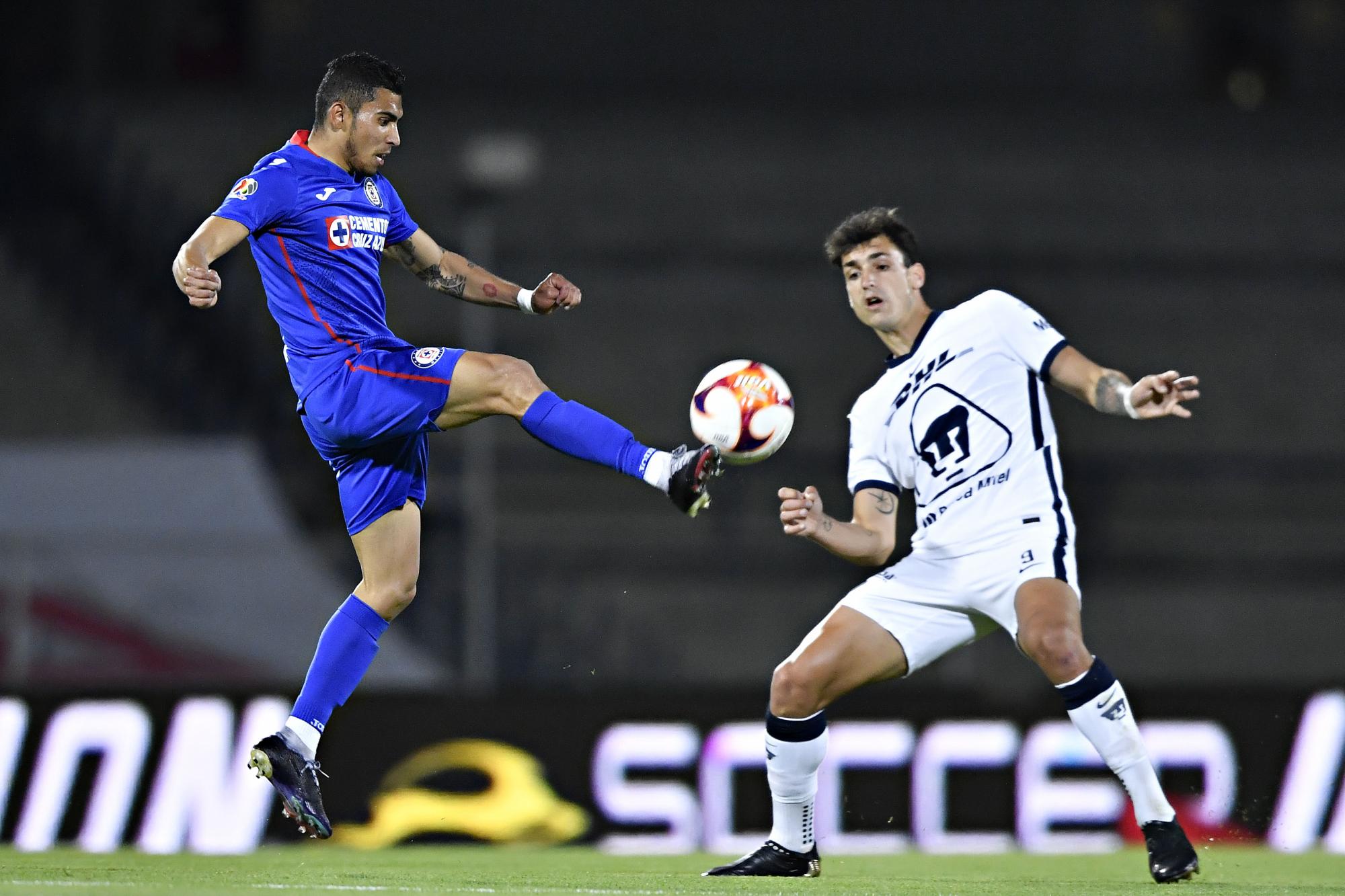$!Penalti de último minuto da triunfo al Cruz Azul 1-0 ante Pumas
