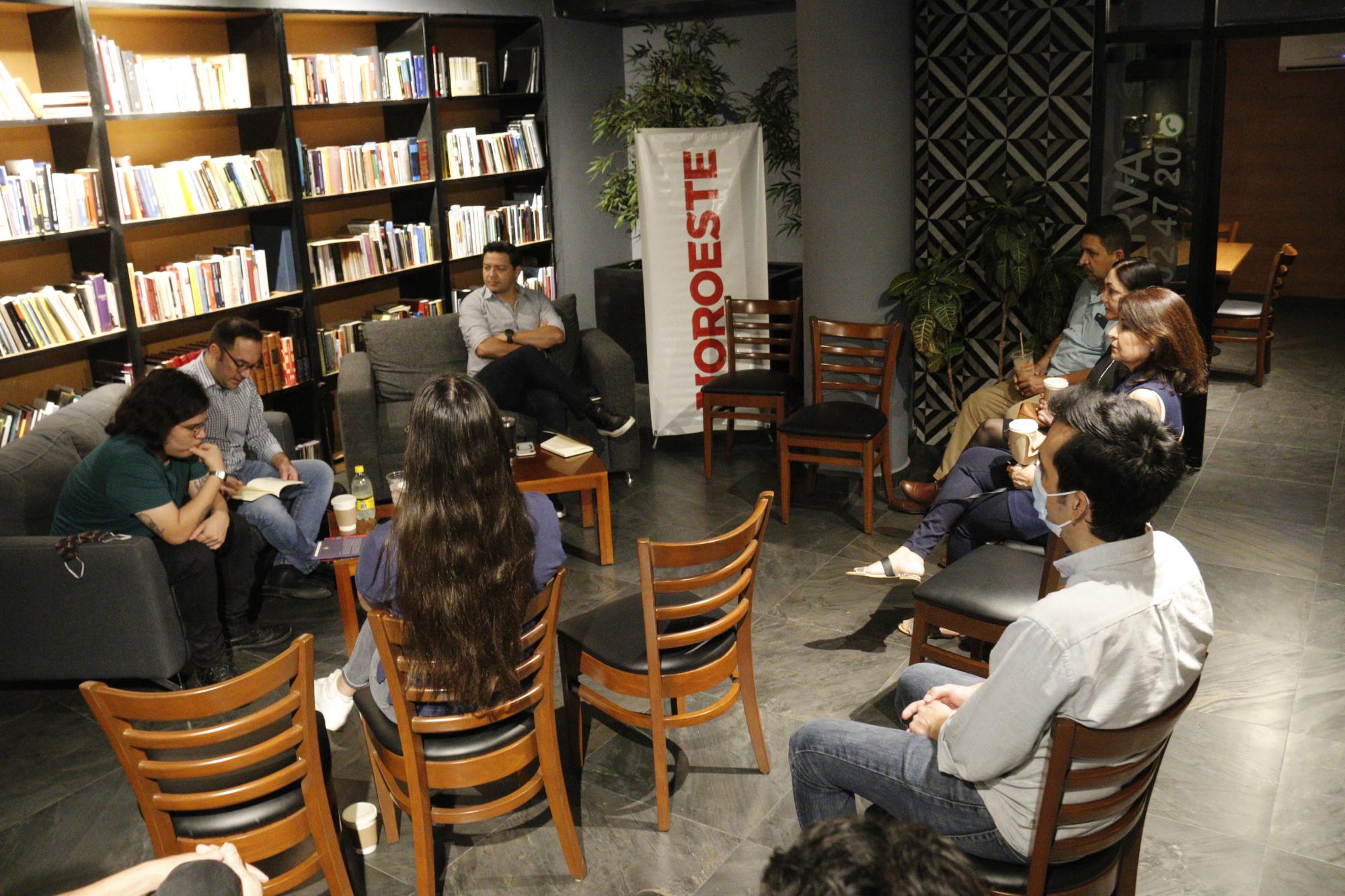 $!‘Es un reto escribir un poema de orden social sin que sea panfletario’