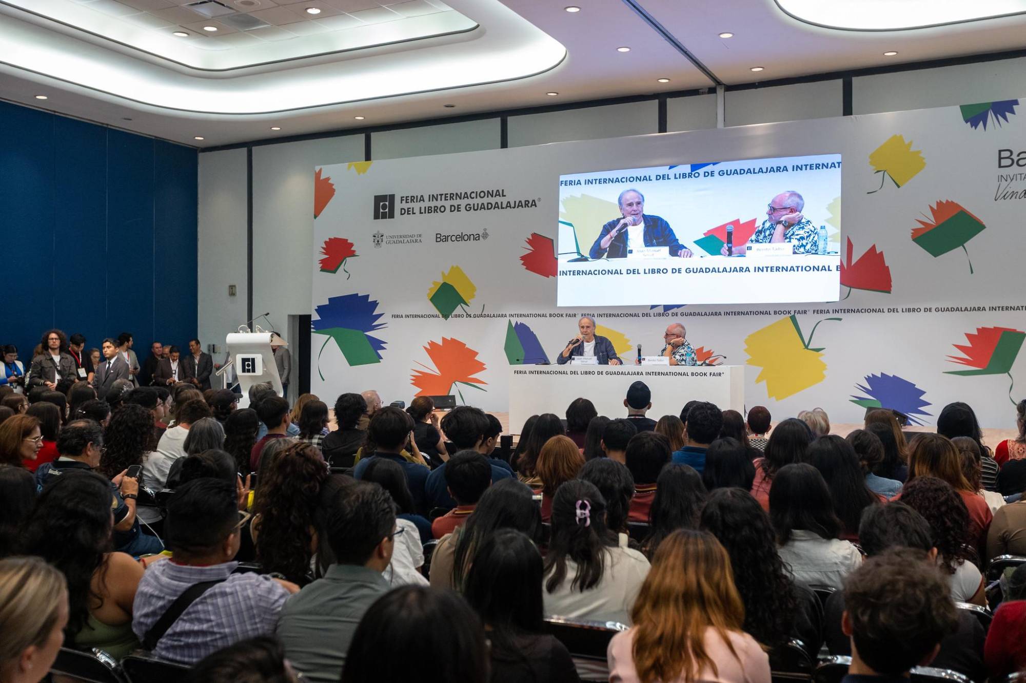 $!‘Es un tiempo de miedos, pero también de esperanza’: Serrat