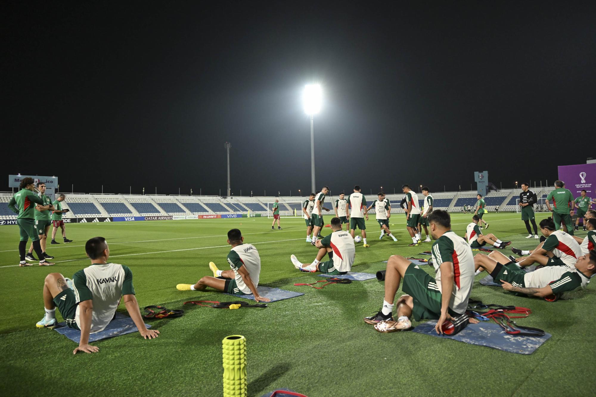 $!México realiza su primer entrenamiento en Qatar