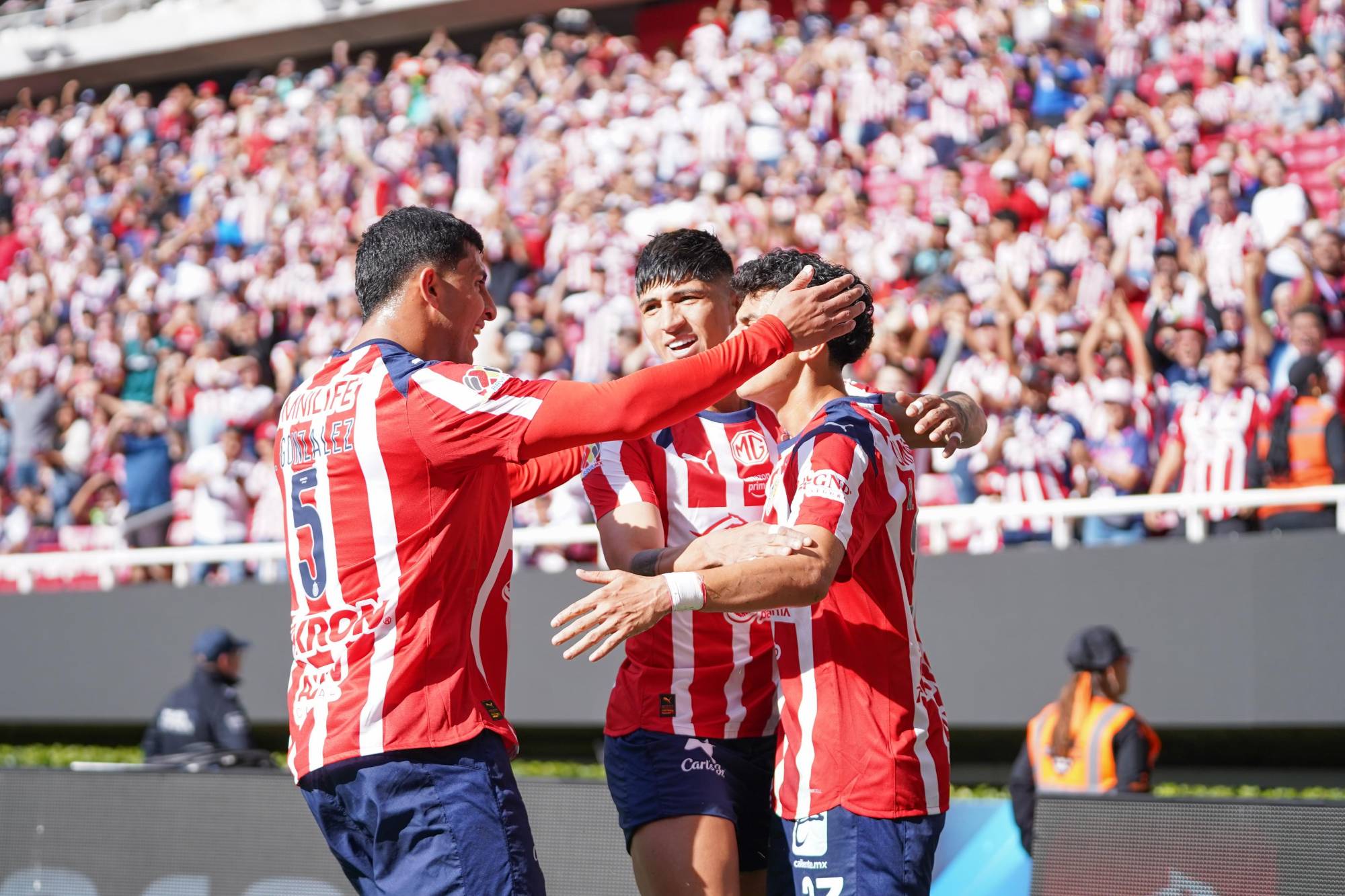 $!Chivas derrota a San Luis en un partidazo