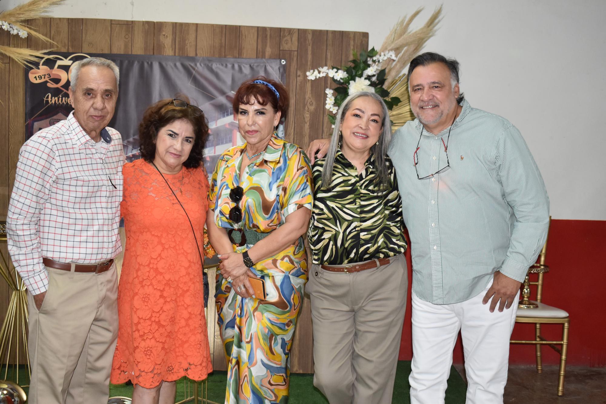 $!Gilberto Covarrubias, Dora Bastidas, Cande Heredia, Martha Ruiz, Jaime Palazuelos.