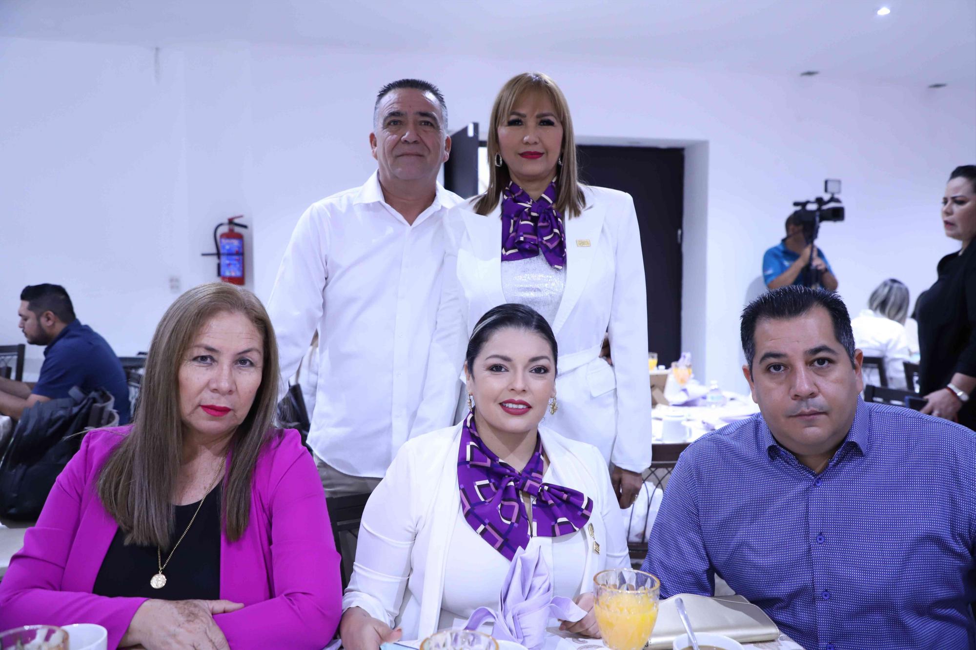 $!Ramón Sánchez, Malú Flores, Martha Judith Elvira, Viridiana Martínez y Jesús Osuna.