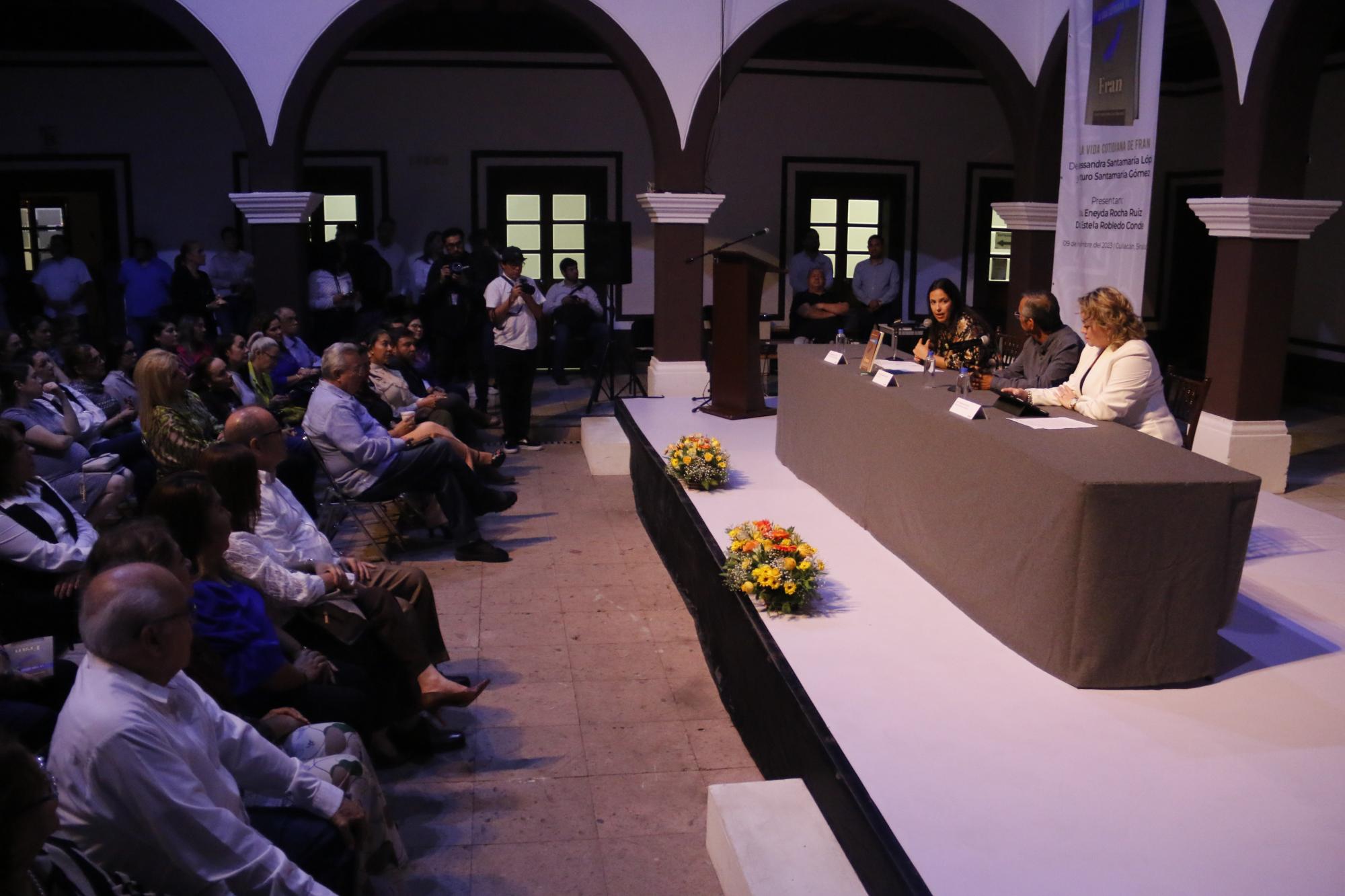 $!El público estuvo atento a los comentarios.