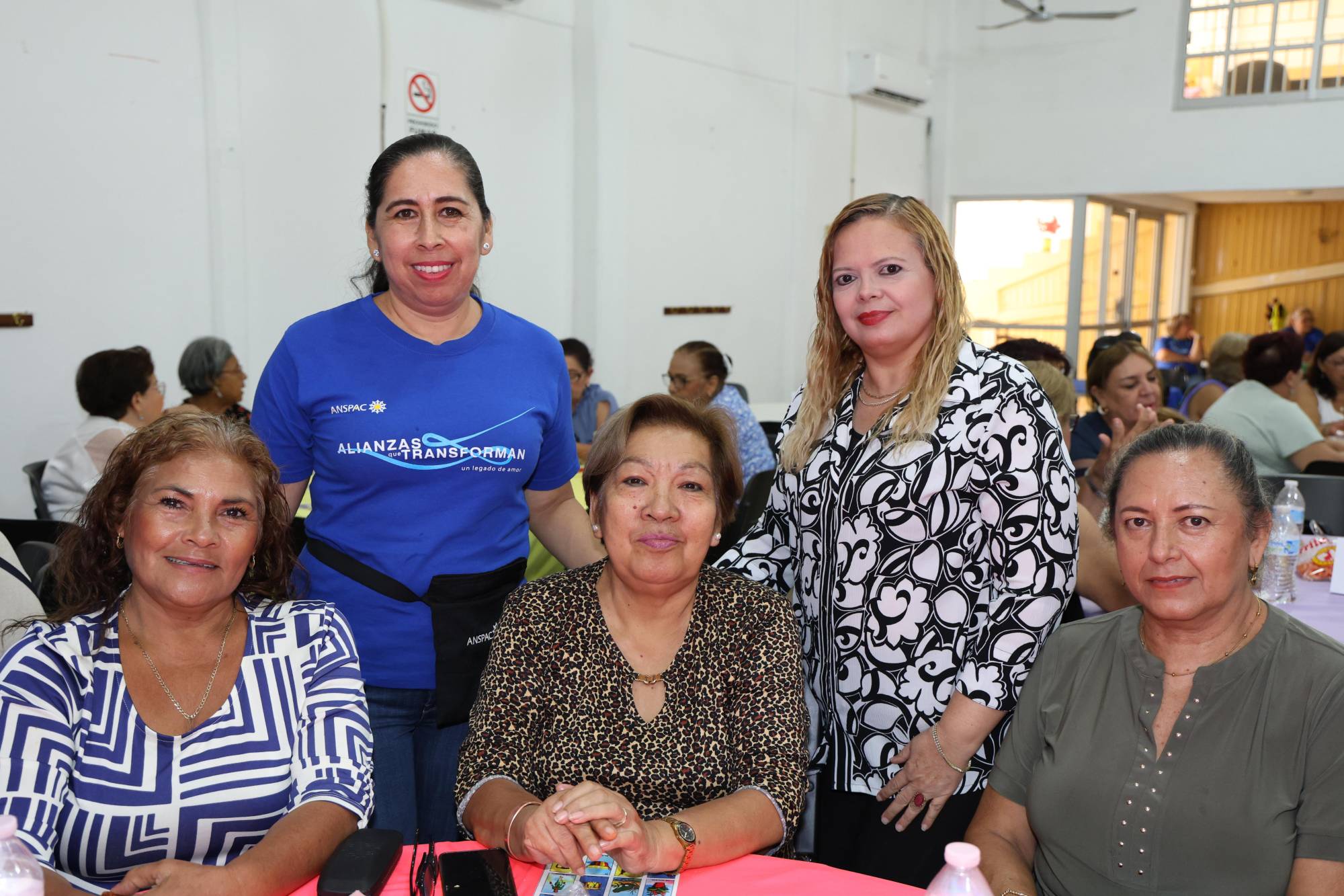 $!Mariana Gamboa, July Gutiérrez, Luz María Carreón, María del Carmen Beltrán y Rosy Armenta.