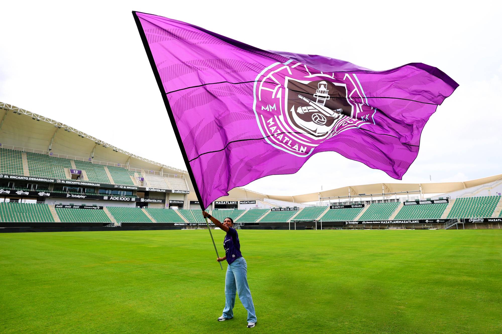 $!Mazatlán Femenil refuerza su defensa con la llegada de Vasthy Delgado para el Apertura 2025