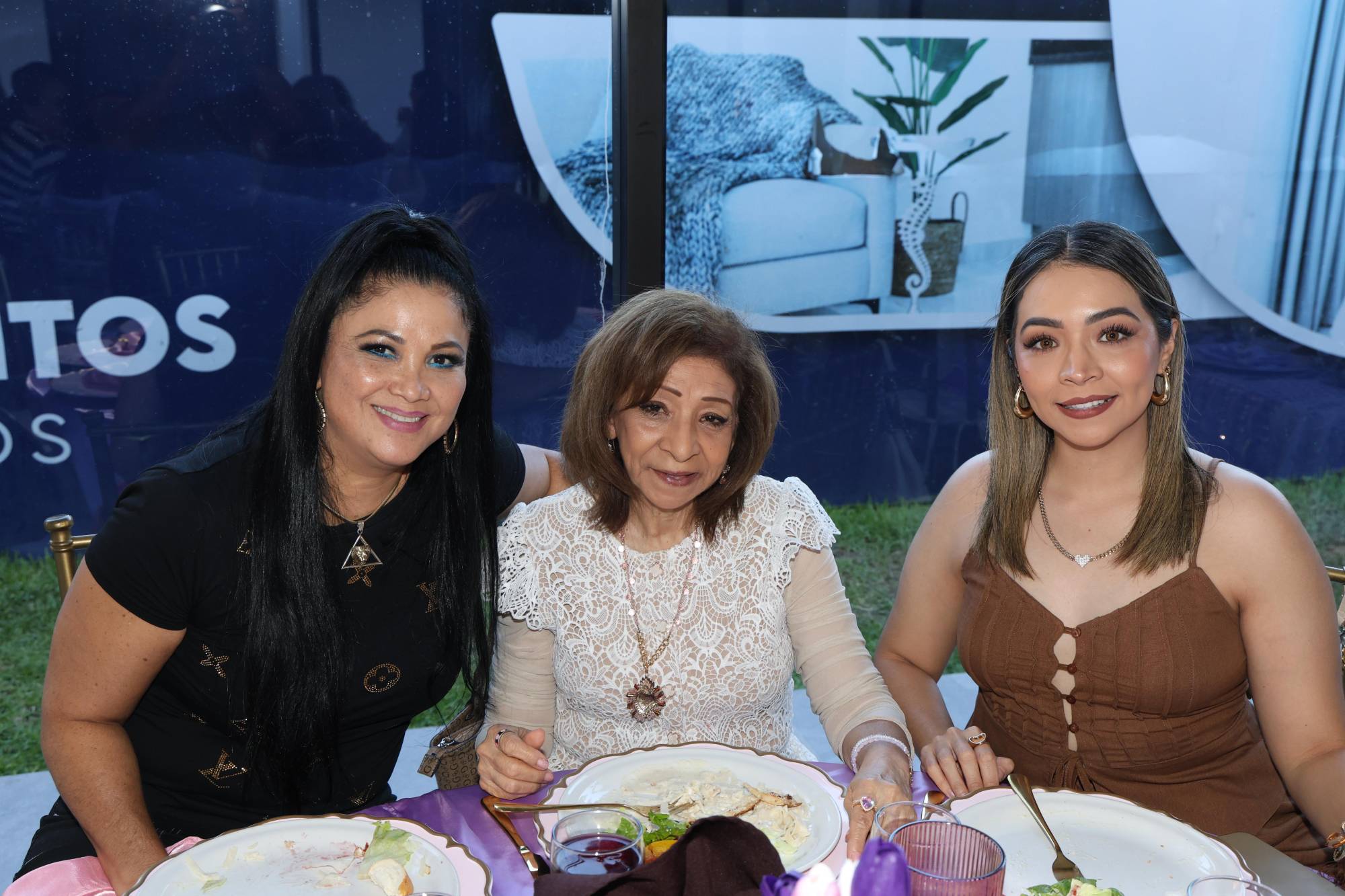 $!Yesenia Carrillo, Sandra Ortega y Jocelyn Cárdenas.