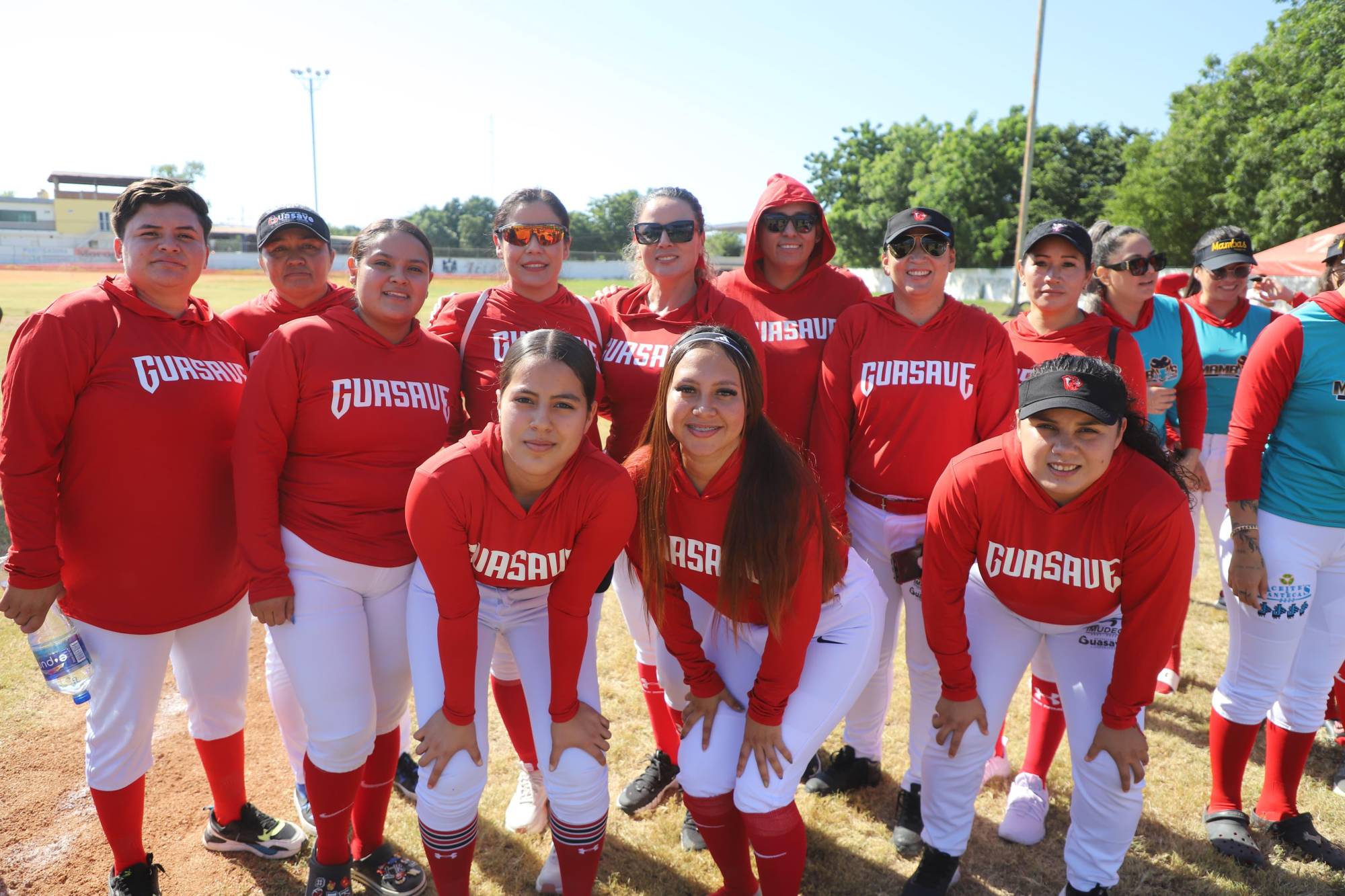 $!Mocorito inaugura Torneo Estatal de Softbol Bola Puesta con homenaje a Noemí Macías Ontiveros