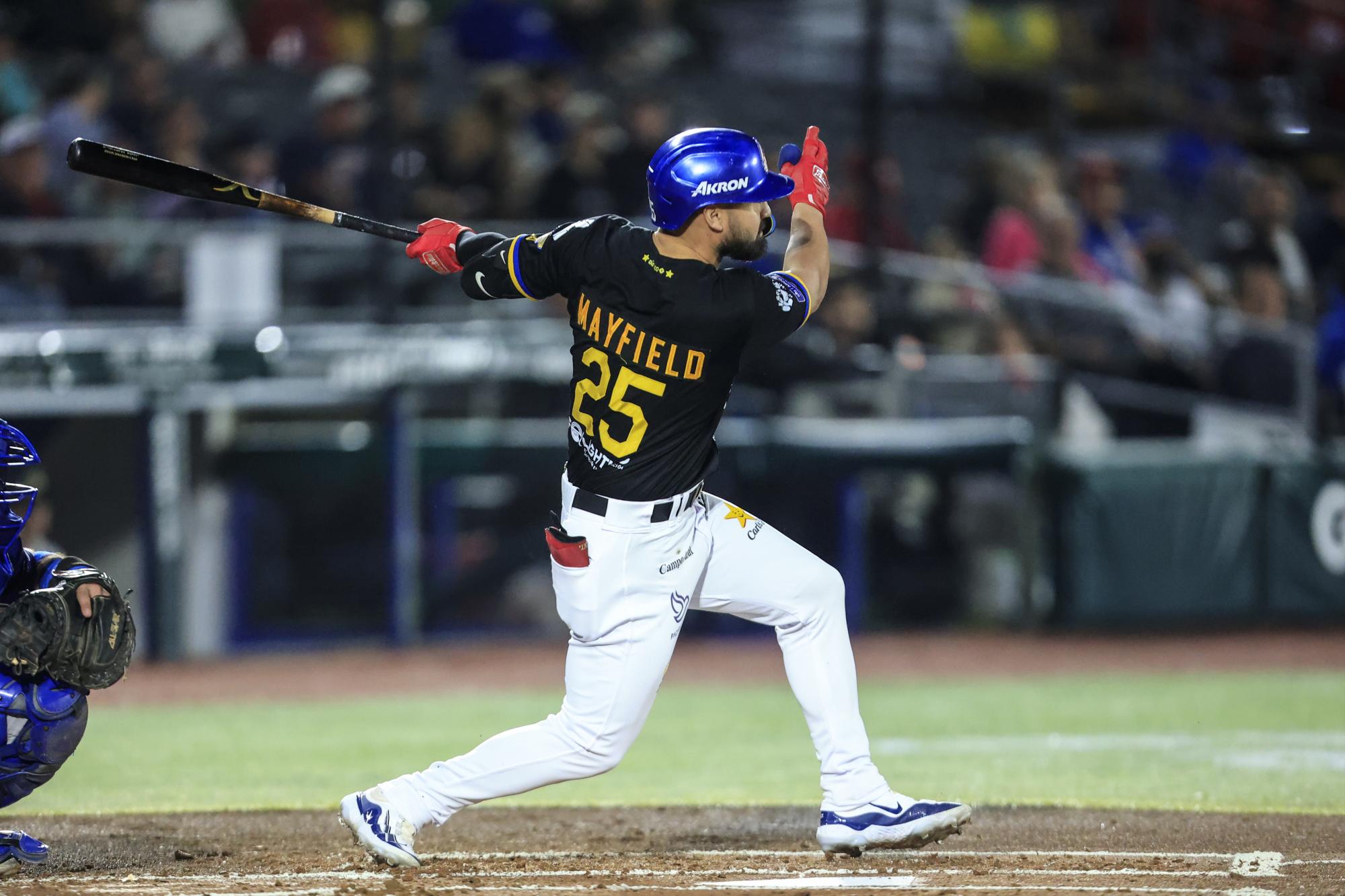 $!Asegura Charros serie ante Obregón; va por la barrida