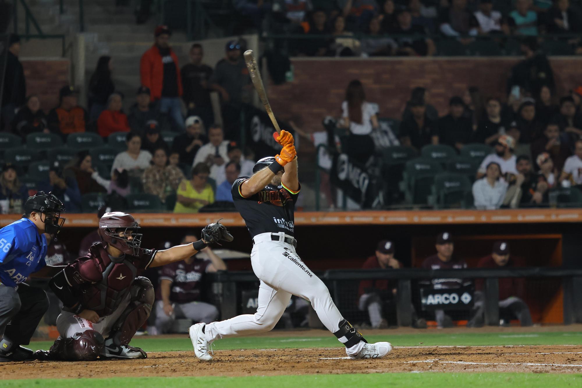 $!Tomateros de Culiacán es barrido en Hermosillo