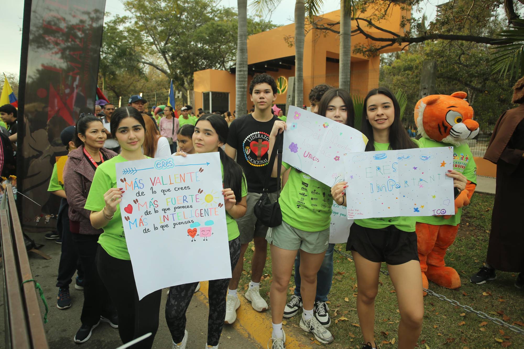 $!Geraldin Salas, María Ángela Ortega, Enrique Rodríguez, Melissa Sosa y Algil Peraza.