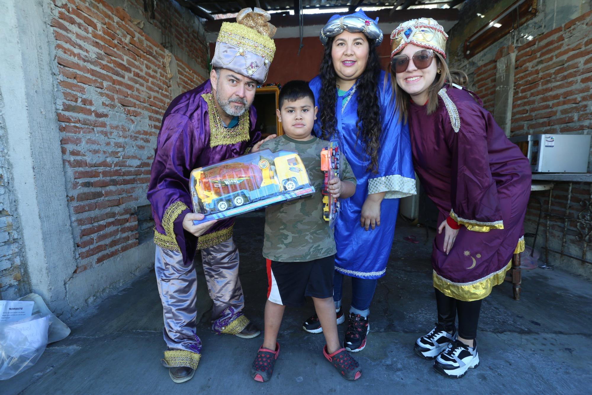 $!#SéUnReyMago | ‘Está muy bonita la tablet, la que tenía se me quemó’