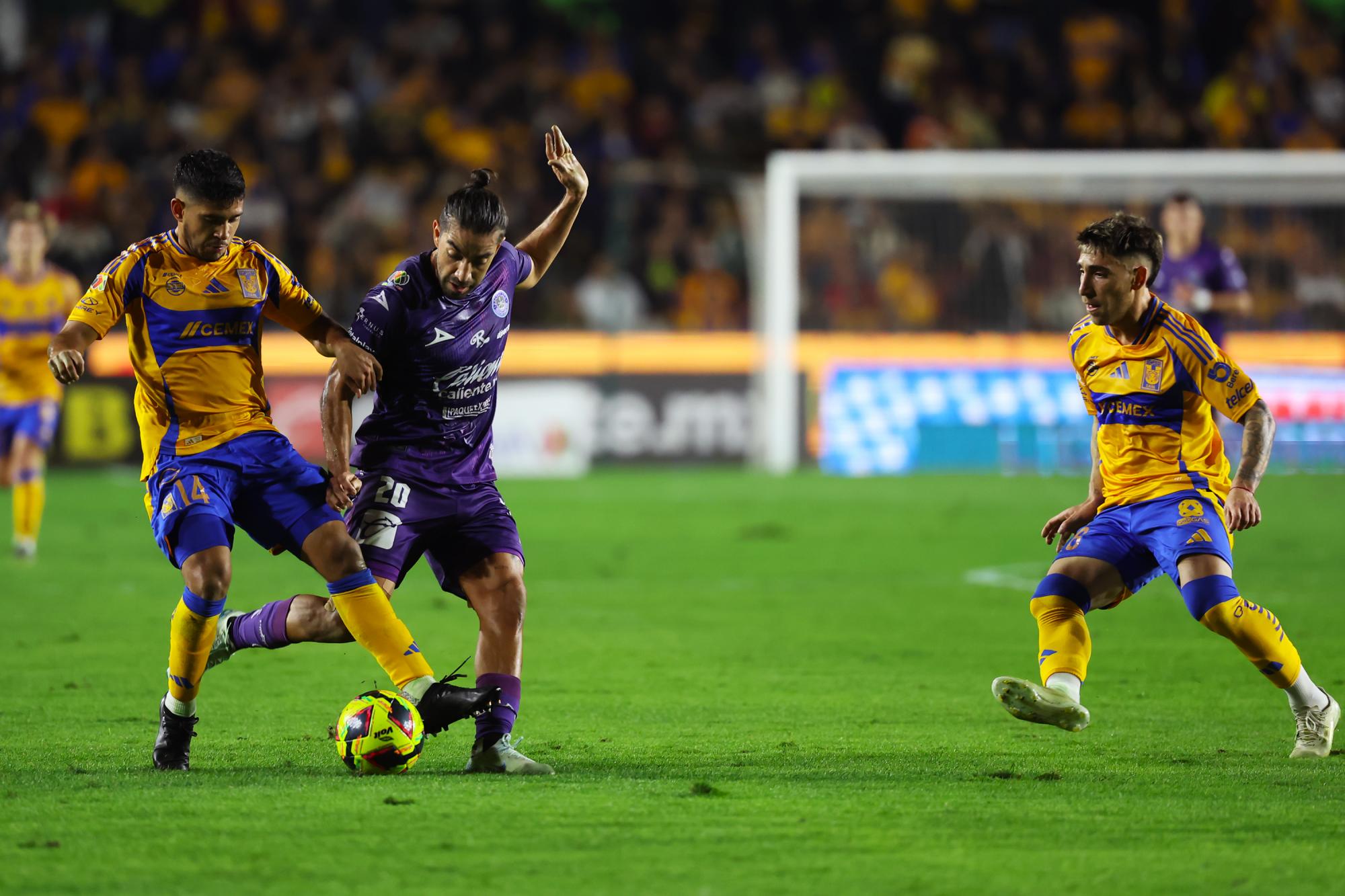 $!Mazatlán FC reacciona al final, pero se queda corto ante Tigres