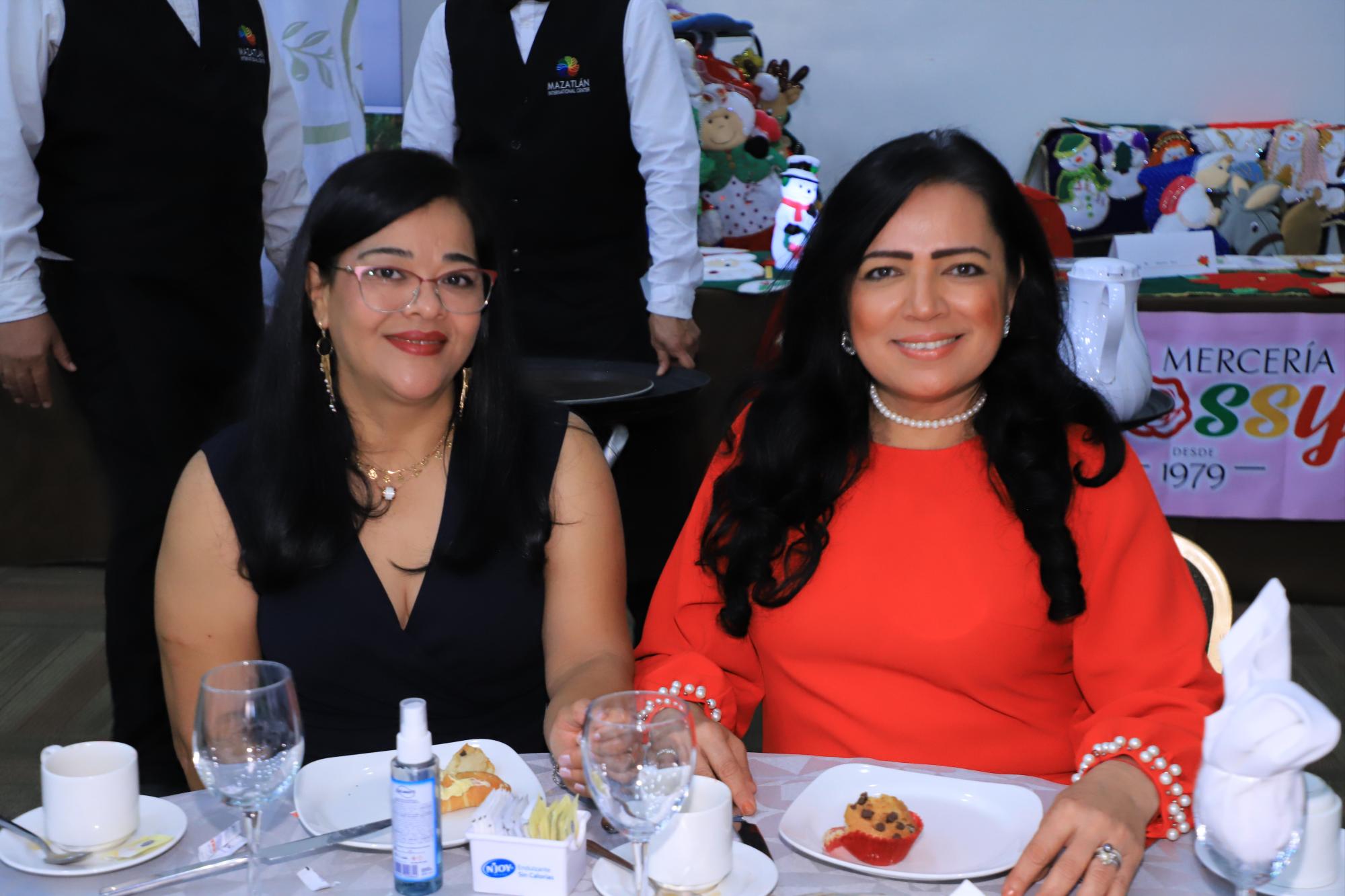 $!Mónica Delgado y Carmen Julia Arámburo.