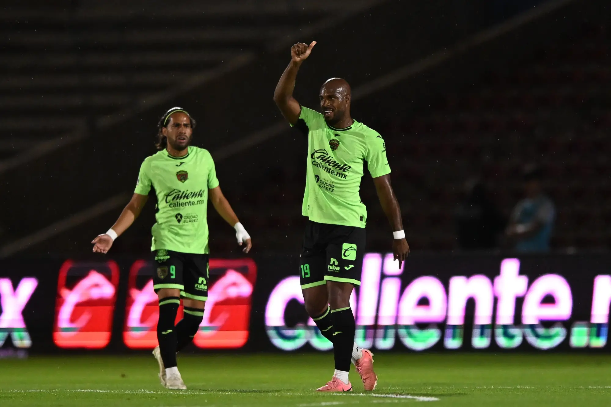 $!¡Golpe a las aspiraciones de liguilla! Juárez frena a Querétaro y lo vence 3-1 en la frontera