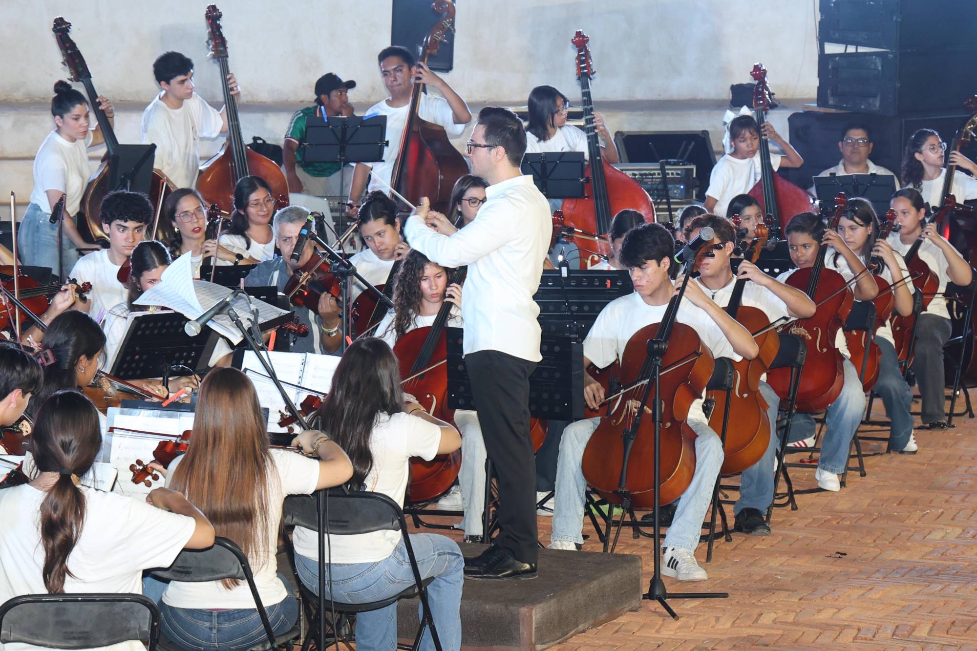 $!La orquetas fue dirigida por el maestro Sergio Freeman.
