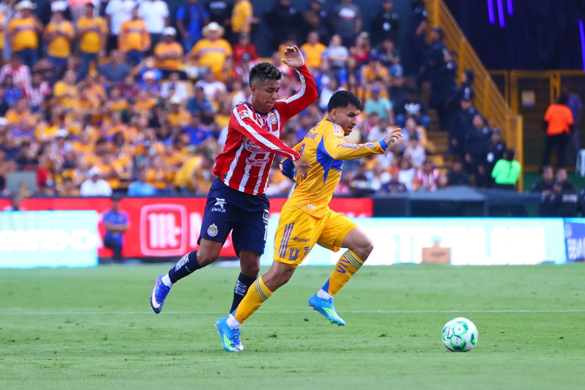 $!Tigres golea 4-1 a Chivas y manda mensaje rumbo a la Liguilla