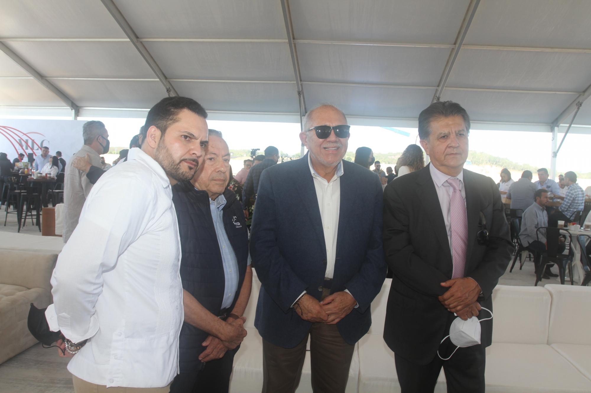 $!Juan José Arellano, Leovi Carranza, el Alcalde Luis Guillermo Benítez Torres y Jaime Rosas Pacheco.