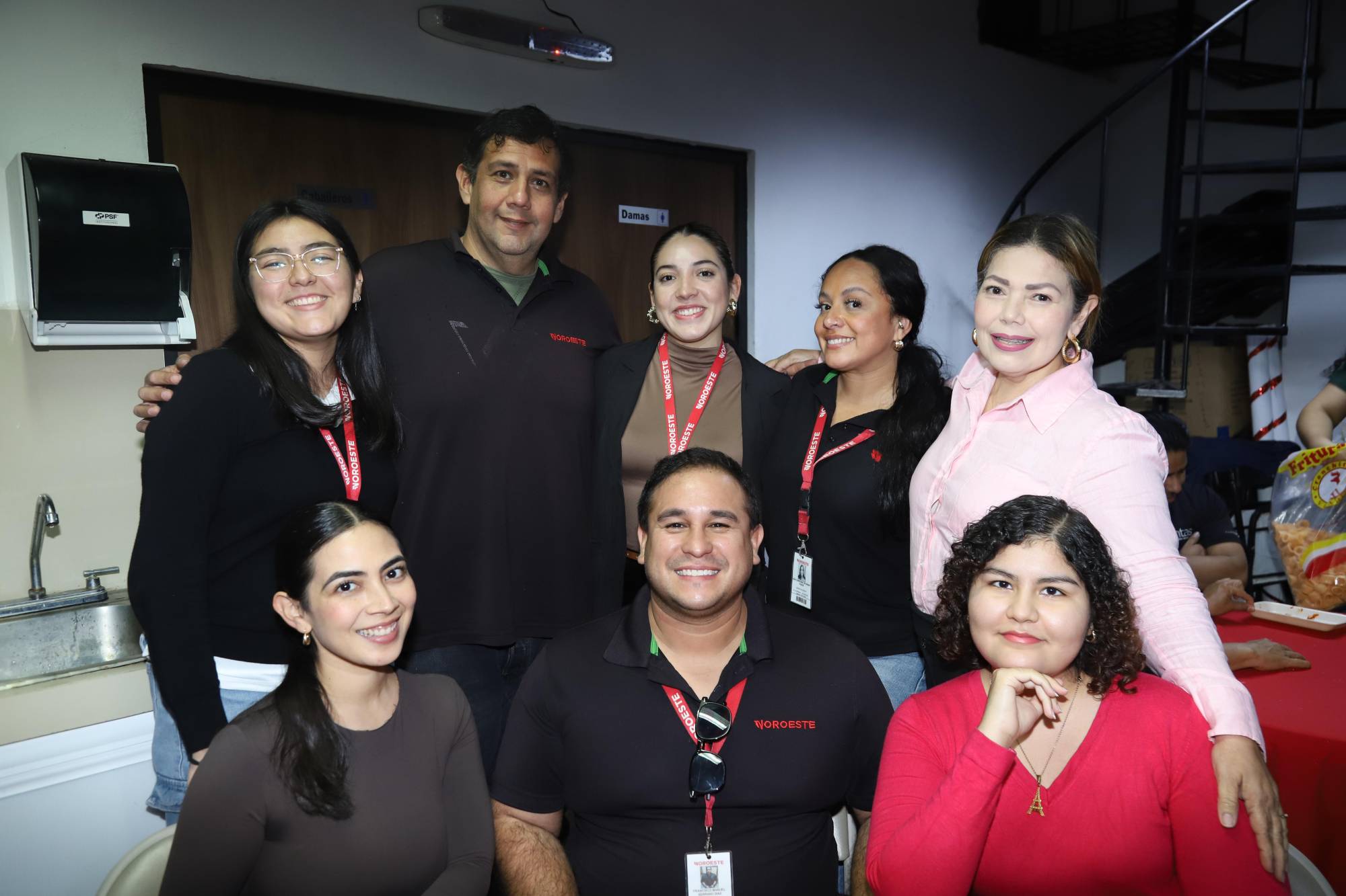 $!Ximena Gutiérrez, Gregory Sauceda, Alina Zataráin, Carolina Zataráin, Elizabeth Peraza, Stefany Ponzo, Manuel Serrano y Estefania López.