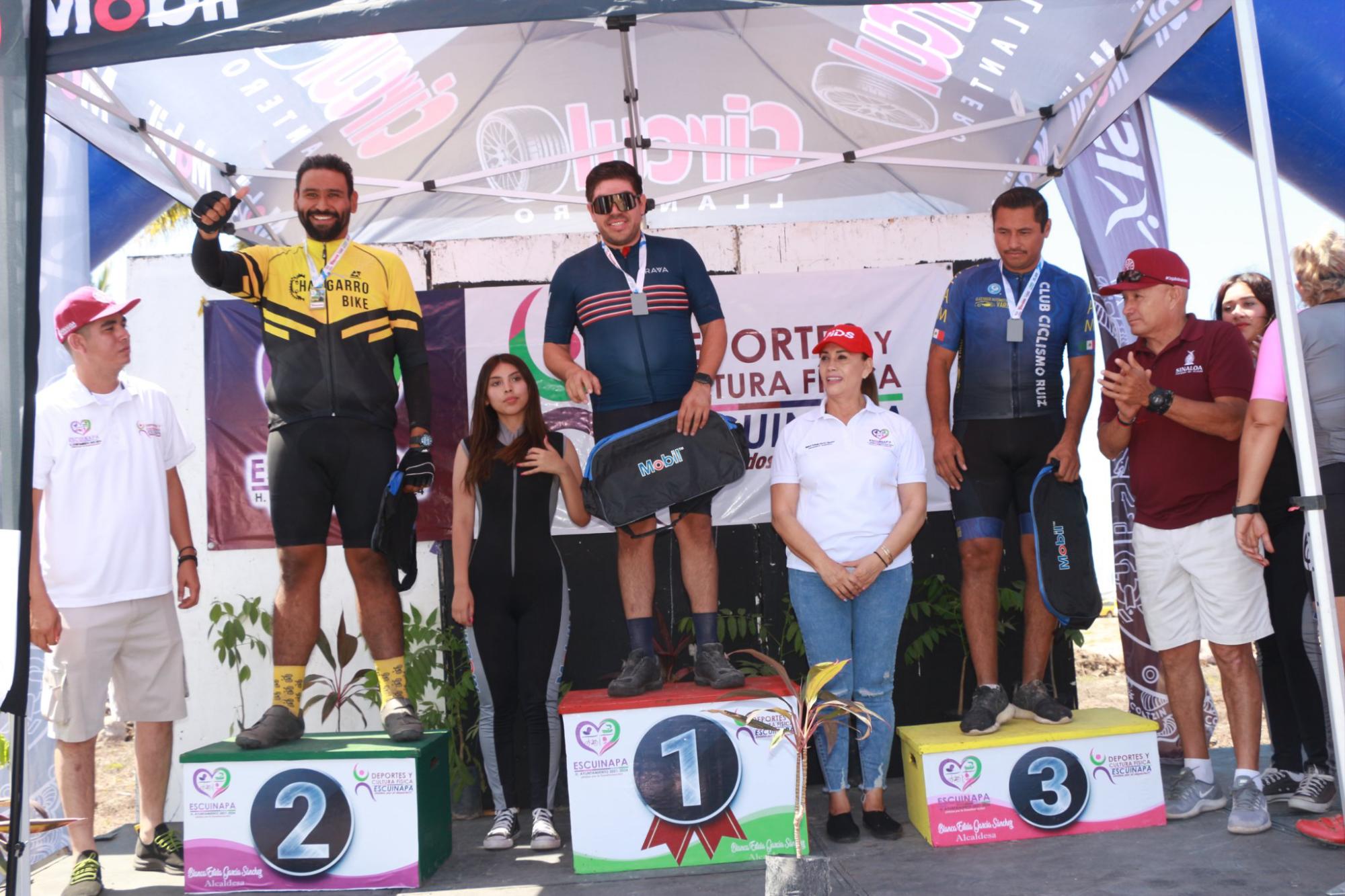 $!Rodrigo Romero y Liliana Zamora se coronan en el Maratón MTB Las Cabras 2022
