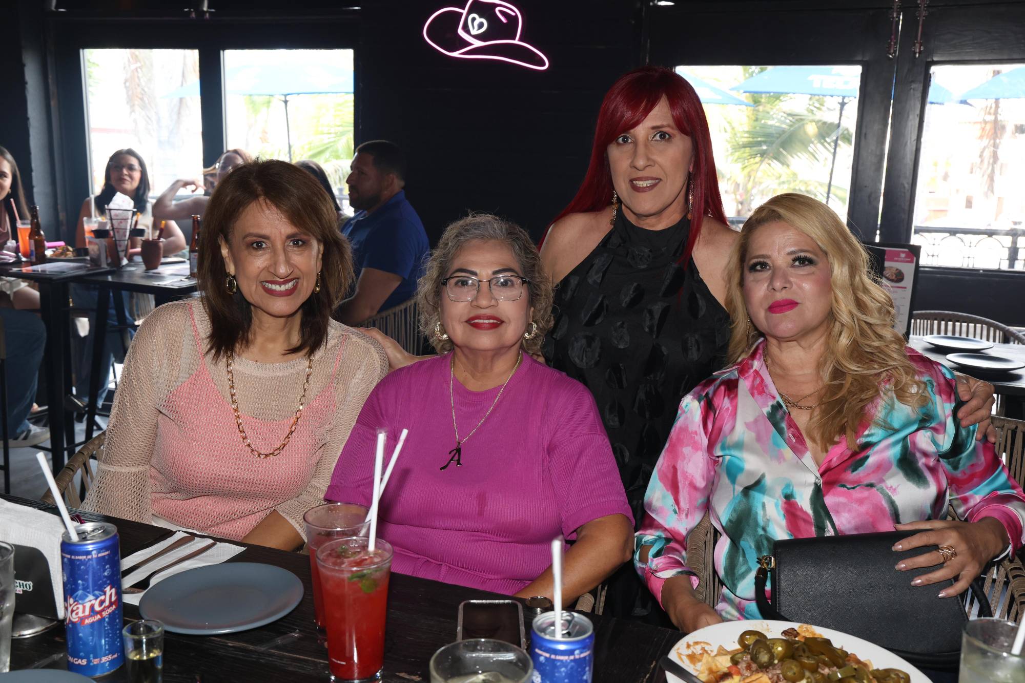 $!Karla Gavica entre Elva Rose, Alicia Malagón y Lolys Gómez