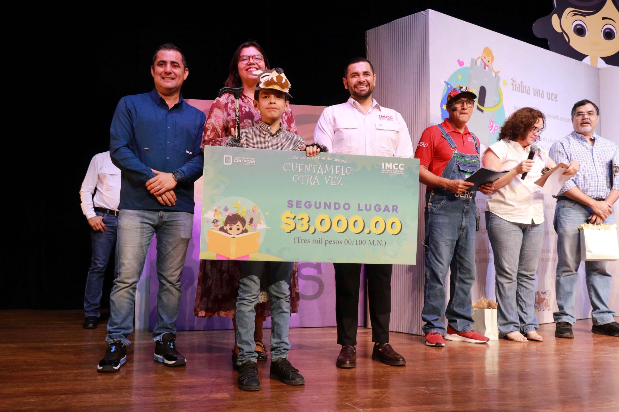 $!Mateo Vidales Uzueta ganó 3 mil pesos, en el segundo lugar.