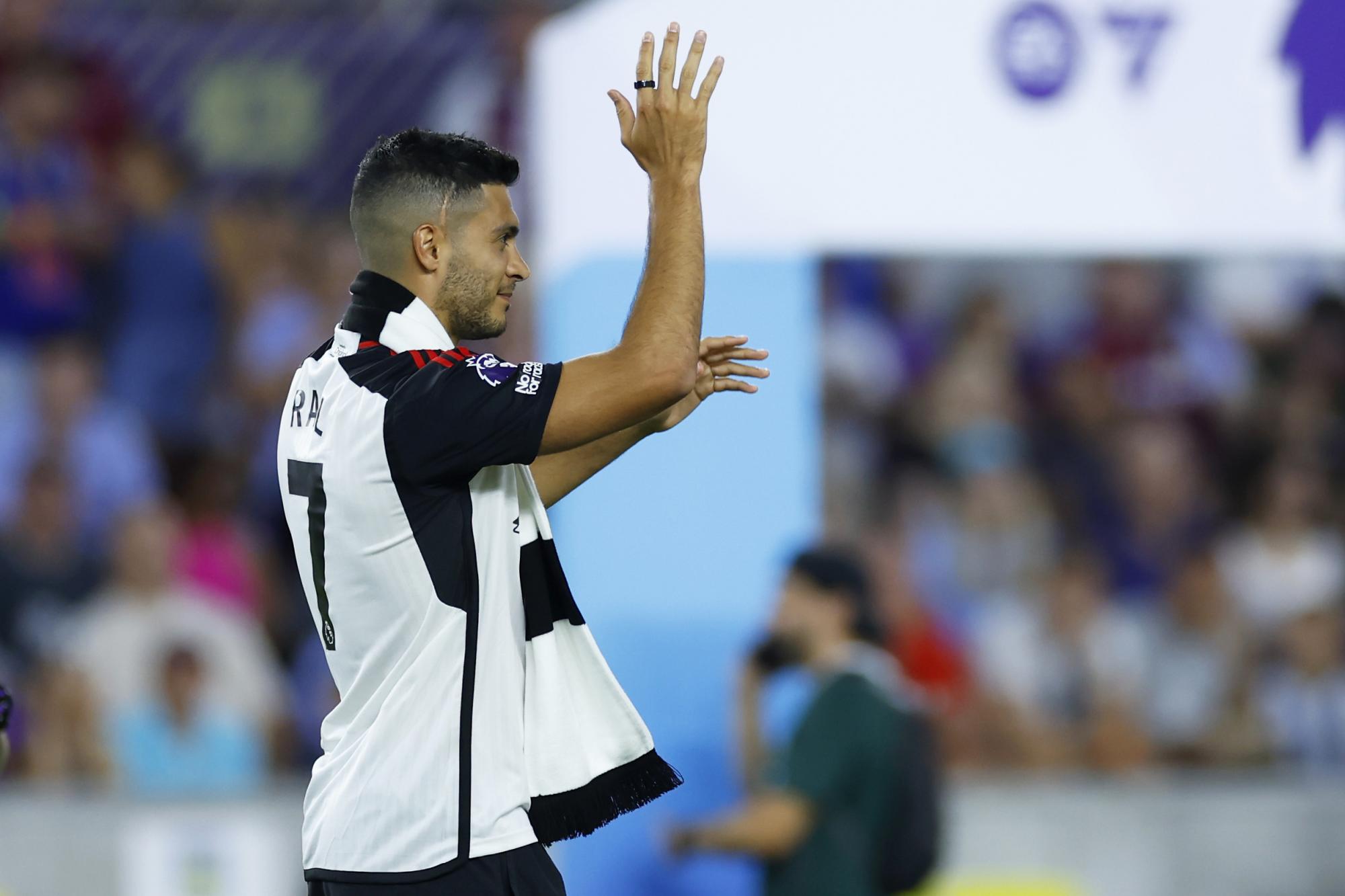 $!Presentan a Raúl Jiménez con el Fulham